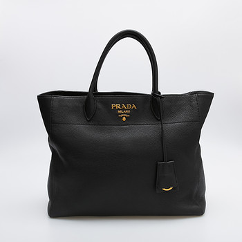 Сумка Prada