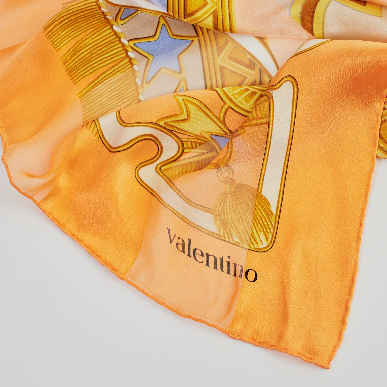 Платок Valentino - купить оригинал в секонд-хенде SFS