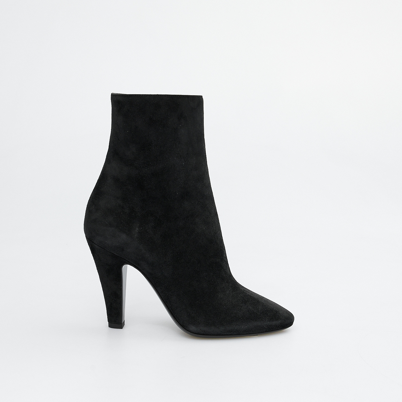 Ботильоны черного цвета Saint Laurent - фото из каталога магазина брендовой одежды Second Friend Store Ботильоны Saint Laurent - купить оригинал в секонд-хенде SFS - 1