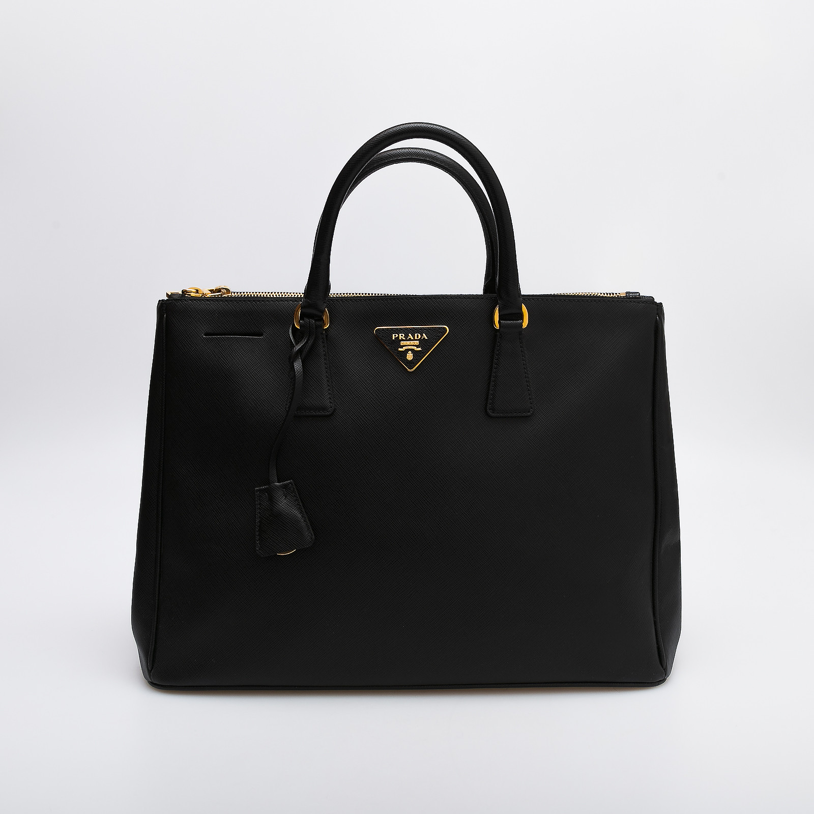 Сумка Prada - купить оригинал в секонд-хенде SFS - 1