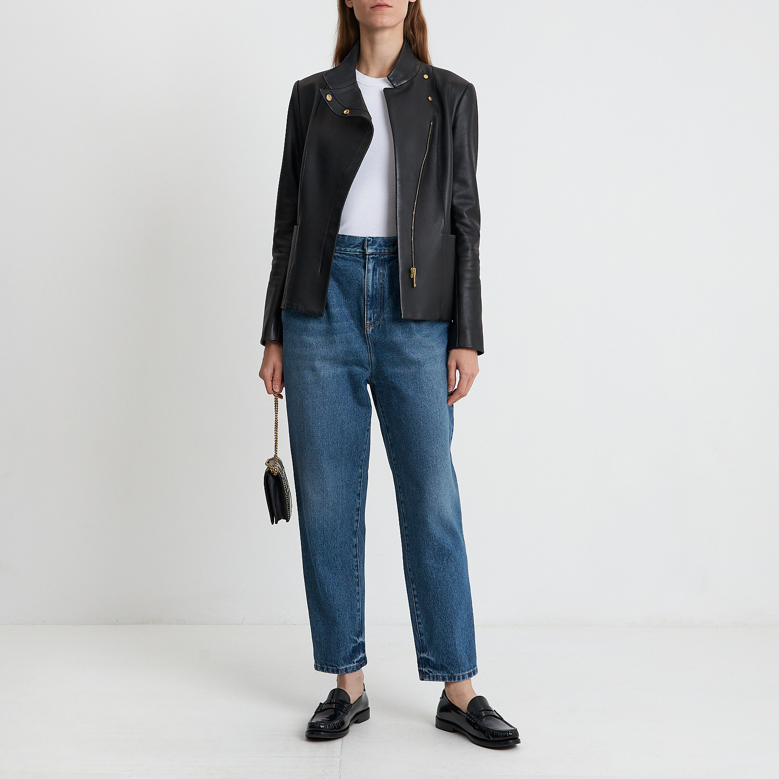 Куртка черного цвета The Row - фото из каталога магазина брендовой одежды Second Friend Store Куртка The Row - купить оригинал в секонд-хенде SFS - 3