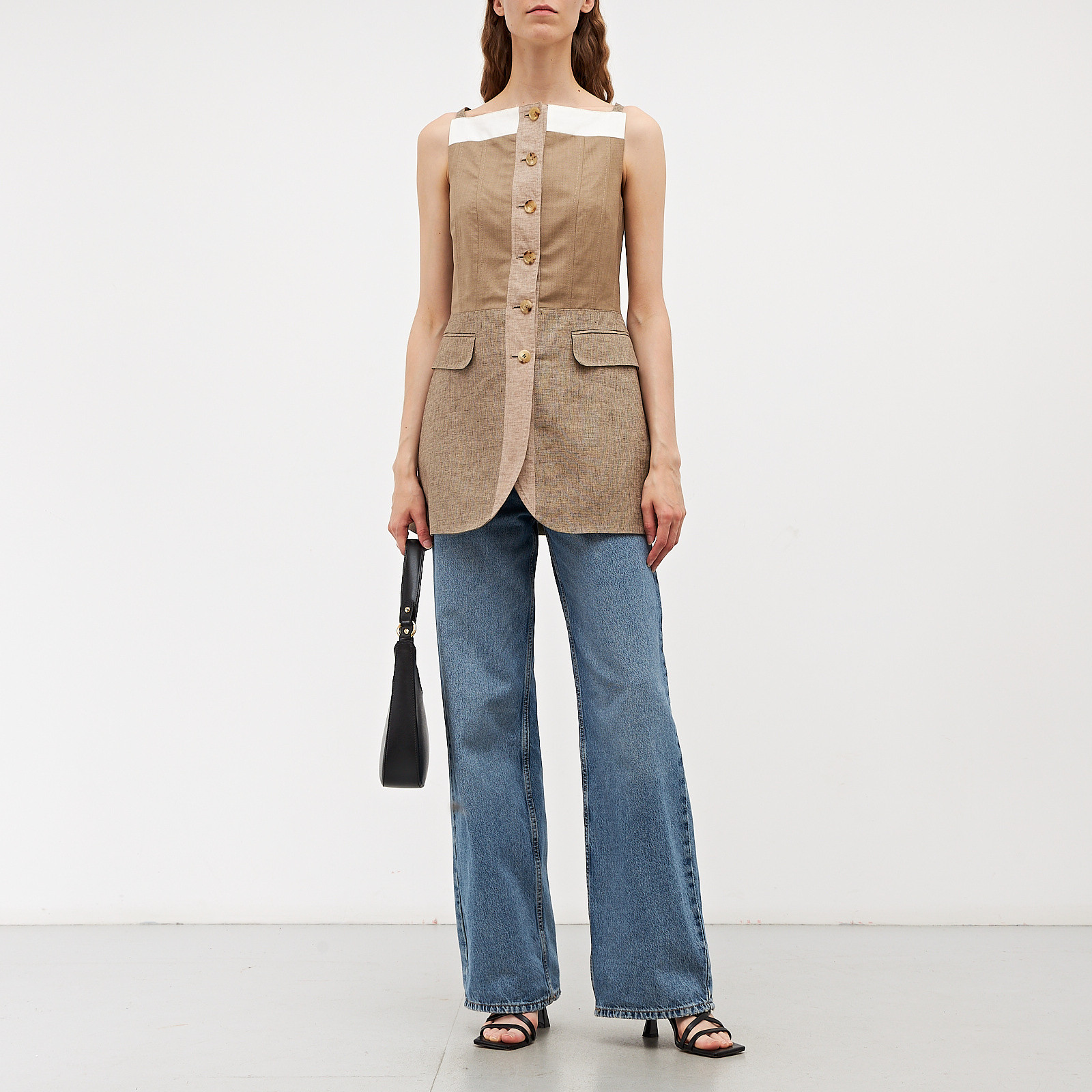 Топ бежевого цвета Burberry - фото из каталога магазина брендовой одежды Second Friend Store Топ Burberry - купить оригинал в секонд-хенде SFS - 2