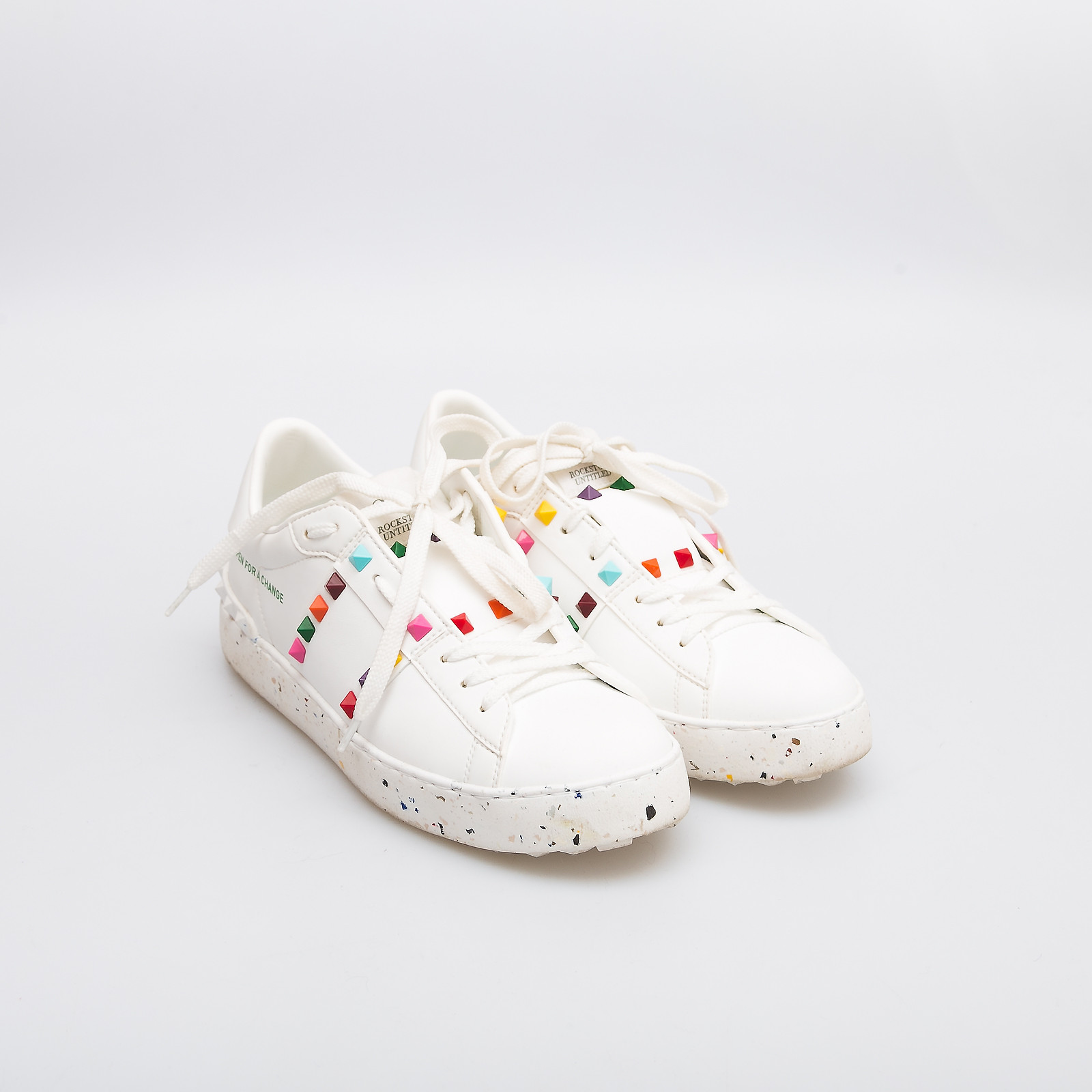 Кеды белого цвета Valentino - фото из каталога магазина брендовой одежды Second Friend Store Кеды Valentino - купить оригинал в секонд-хенде SFS - 2