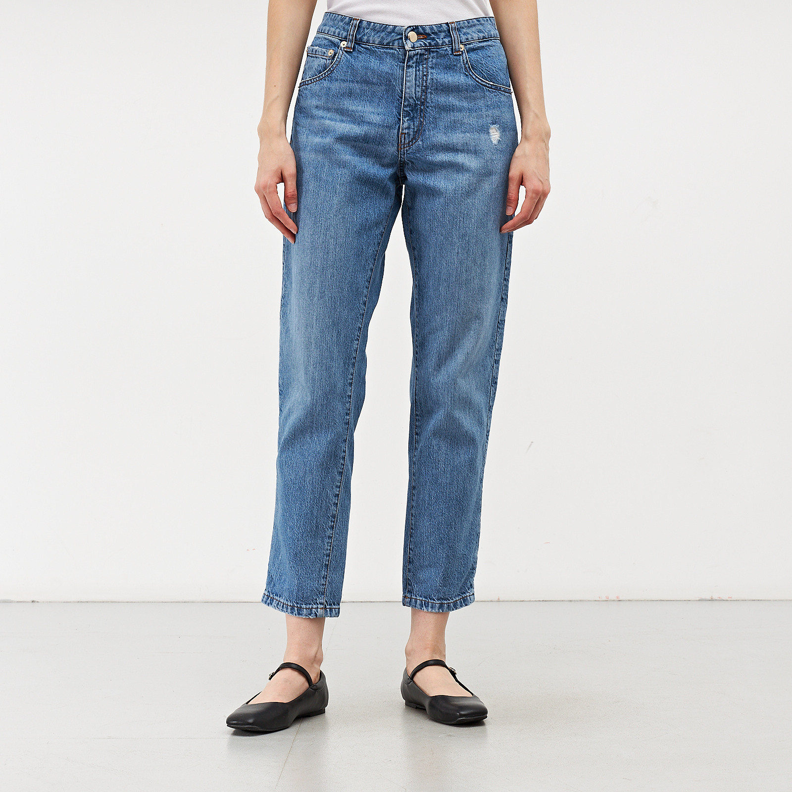 Джинсы голубого цвета Alexander Terekhov - фото из каталога магазина брендовой одежды Second Friend Store Джинсы Alexander Terekhov - купить оригинал в секонд-хенде SFS - 1