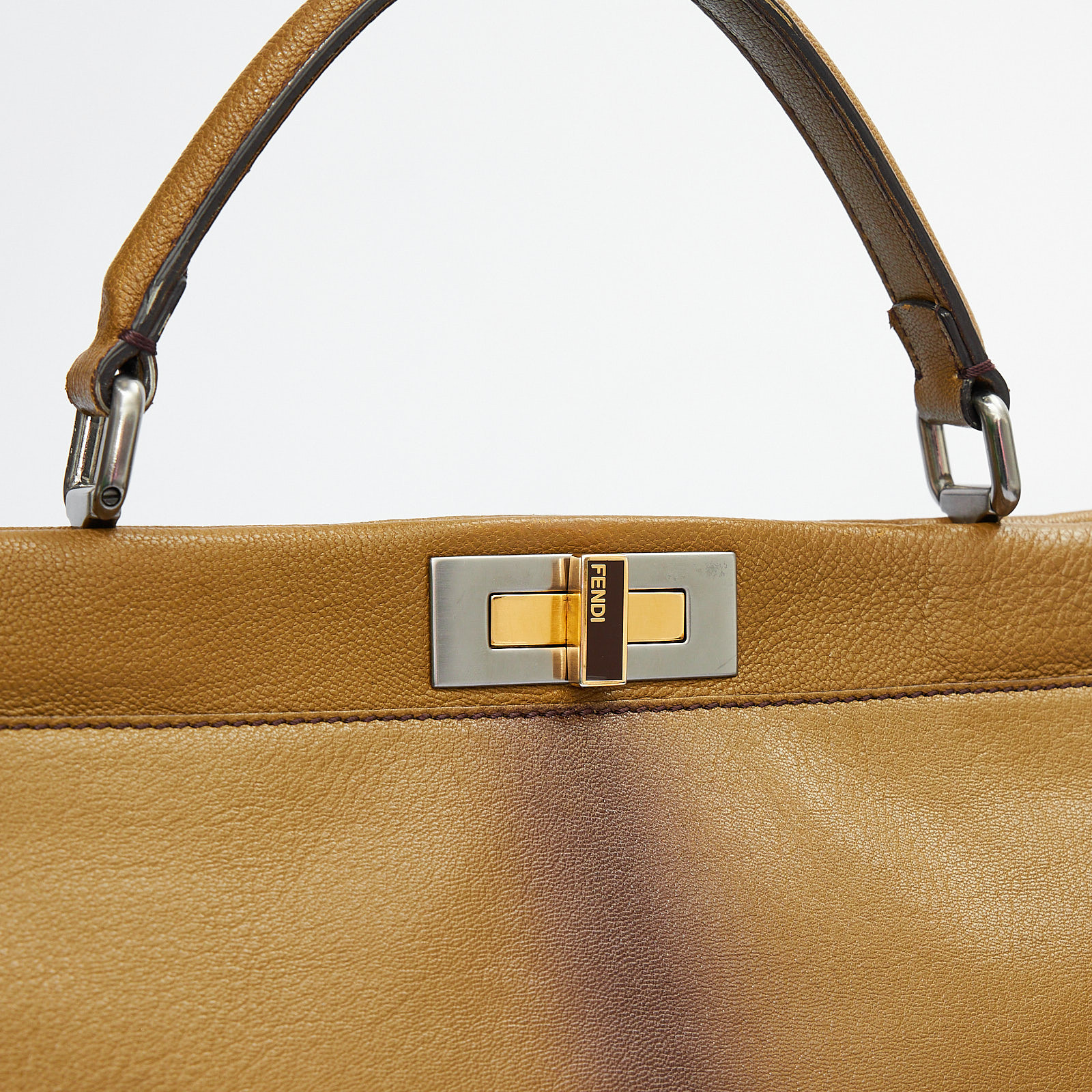 Сумка коричневого цвета Fendi - фото из каталога магазина брендовой одежды Second Friend Store Сумка Fendi - купить оригинал в секонд-хенде SFS - 5