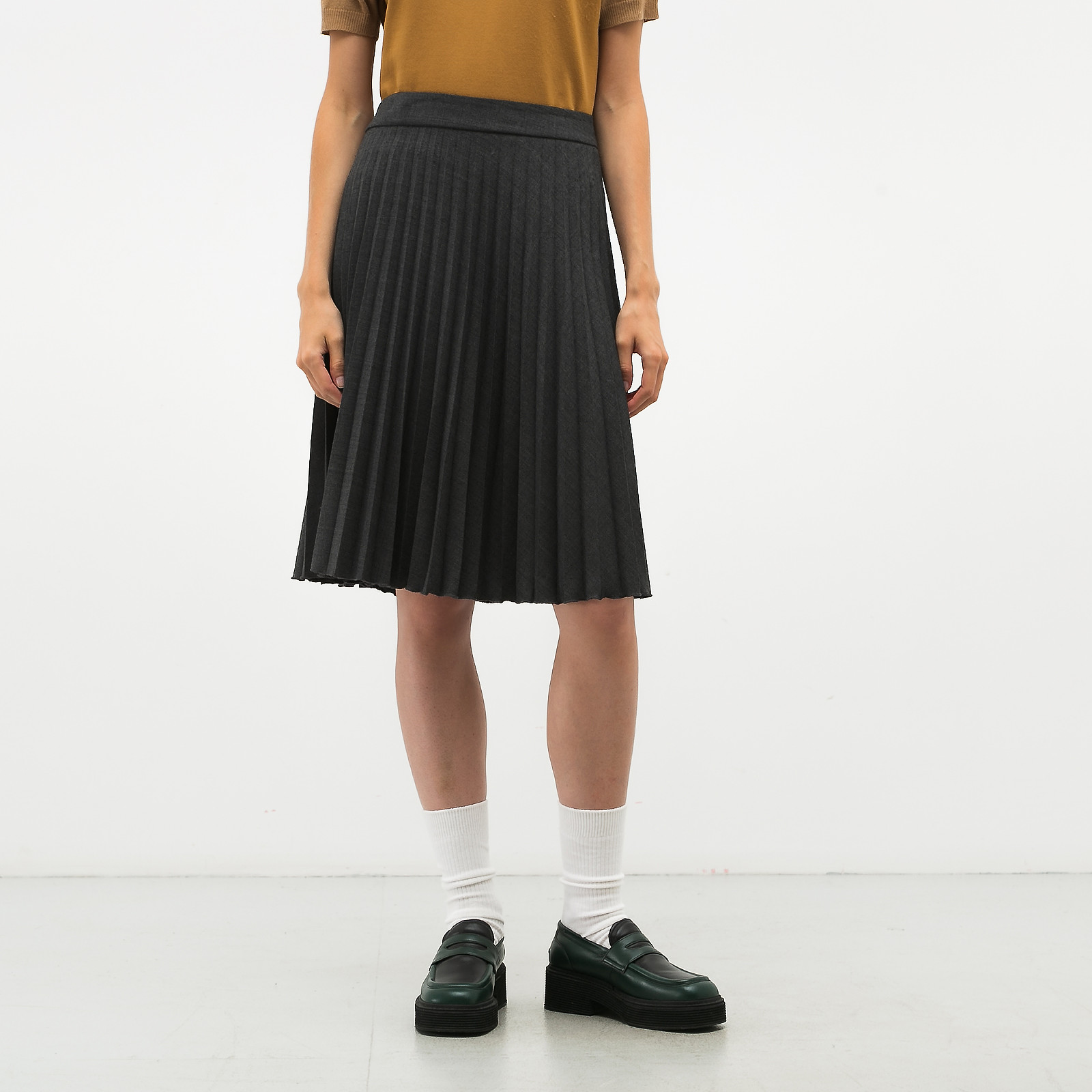 Юбка  серого цвета Marni - фото из каталога магазина брендовой одежды Second Friend Store Юбка Marni - купить оригинал в секонд-хенде SFS - 1