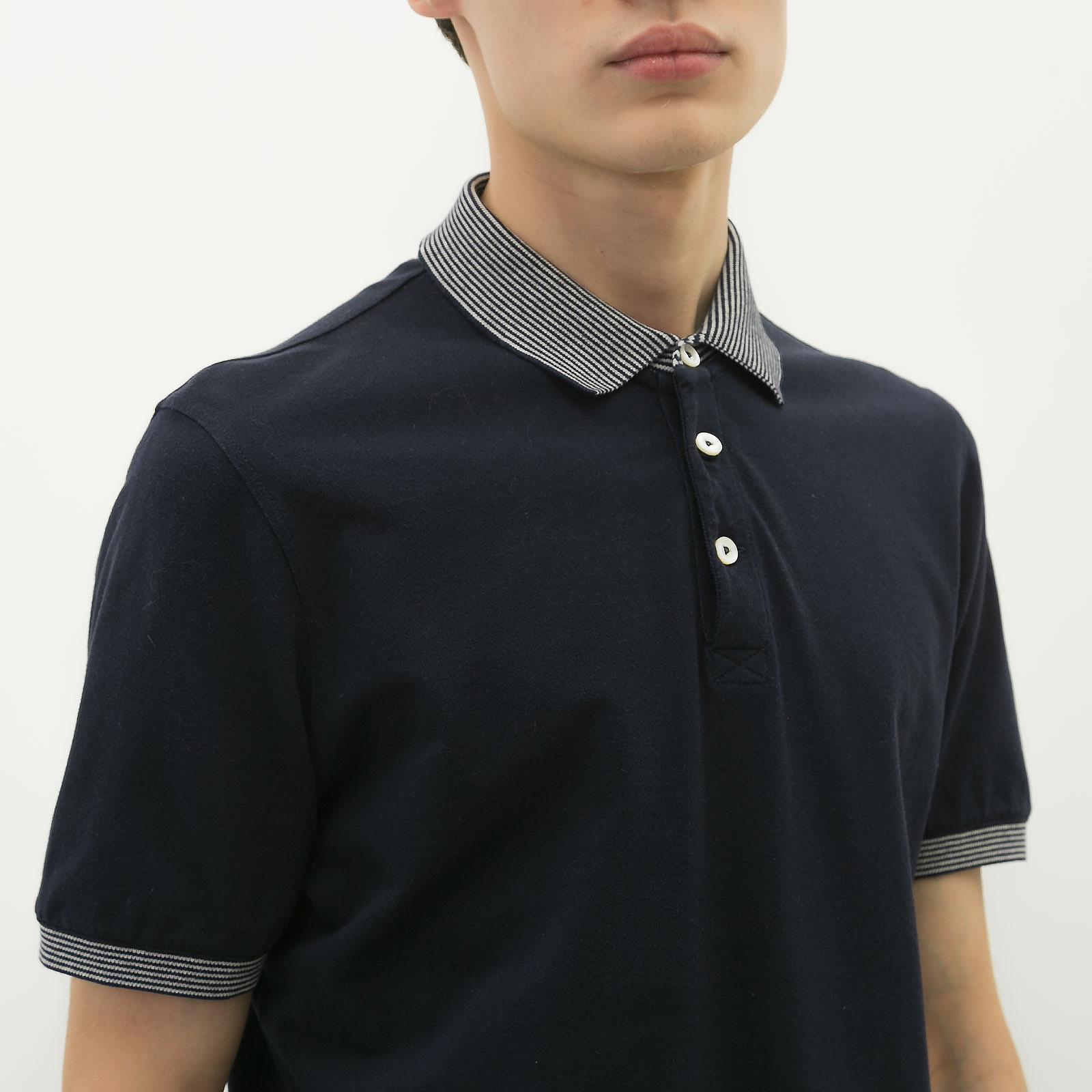 Поло синего цвета Brunello Cucinelli - фото из каталога магазина брендовой одежды Second Friend Store Поло Brunello Cucinelli - купить оригинал в секонд-хенде SFS - 4