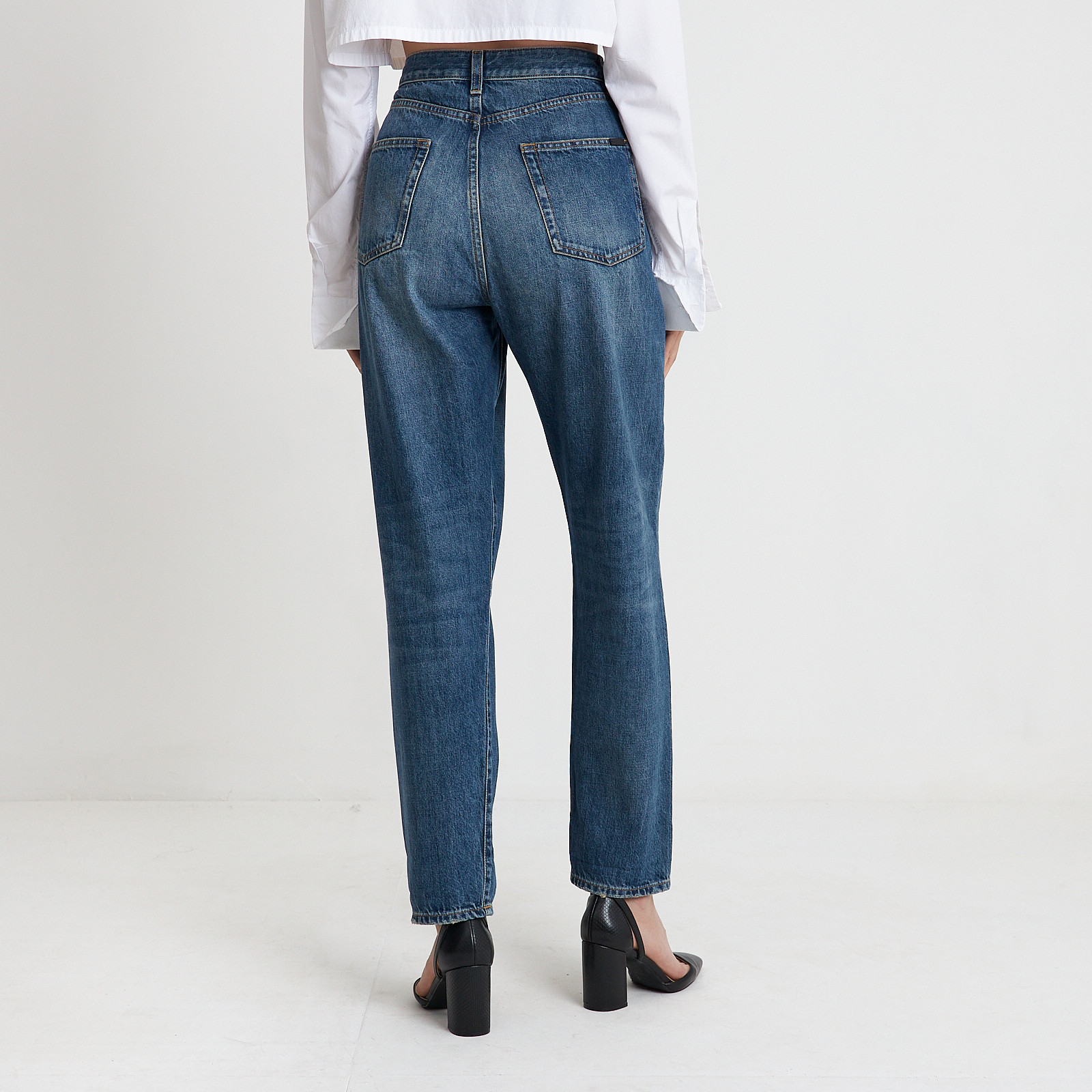 Джинсы синего цвета Saint Laurent - фото из каталога магазина брендовой одежды Second Friend Store Джинсы Saint Laurent - купить оригинал в секонд-хенде SFS - 3