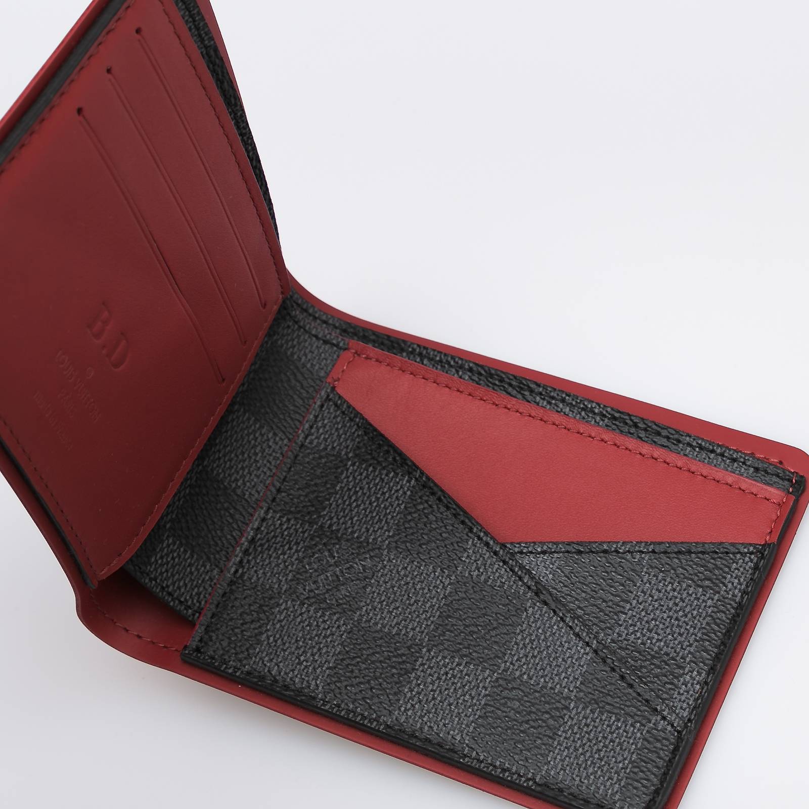 Кошелек Louis Vuitton - купить оригинал в секонд-хенде SFS - 3