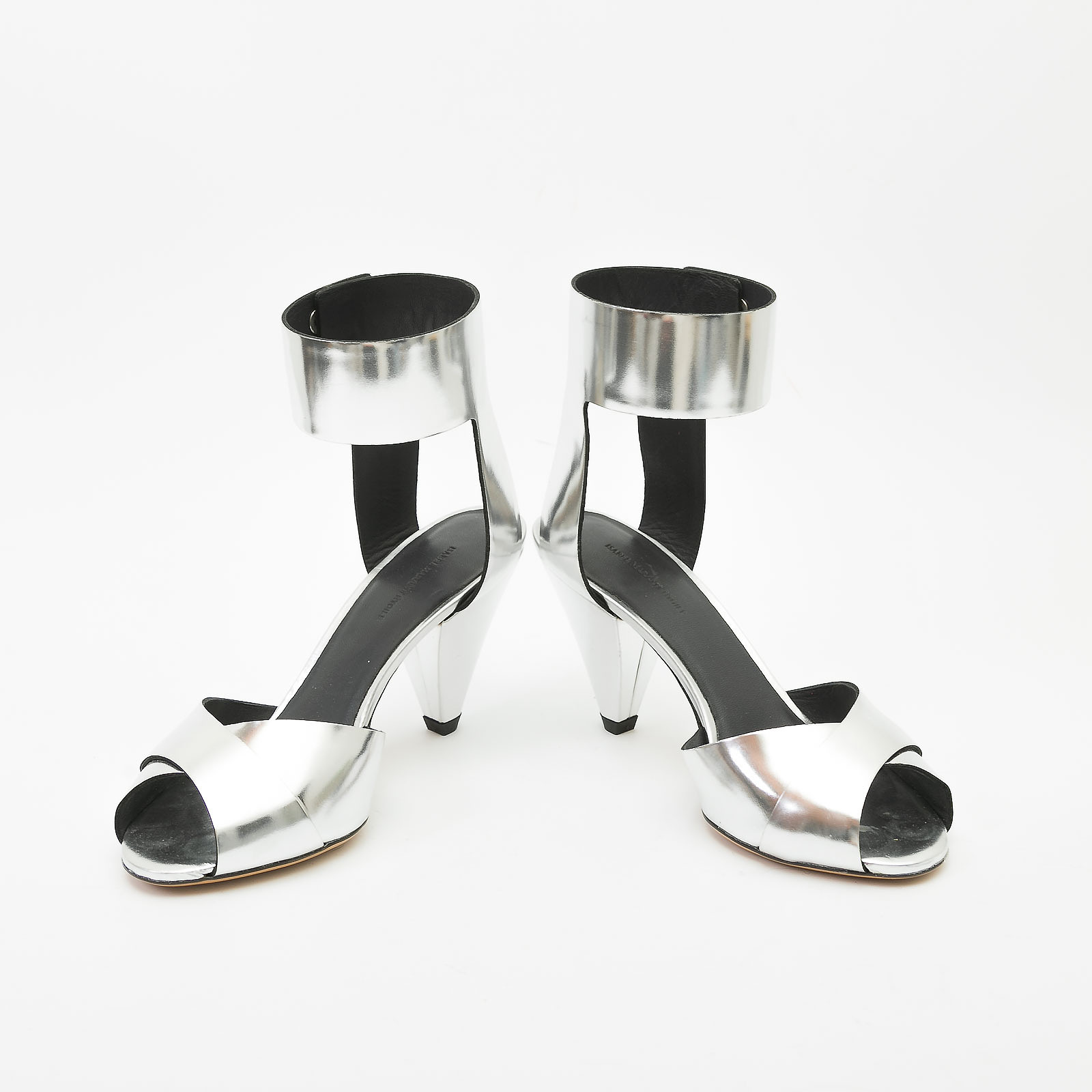 Босоножки серебряного цвета Isabel Marant Etoile - фото из каталога магазина брендовой одежды Second Friend Store Босоножки Isabel Marant Etoile - купить оригинал в секонд-хенде SFS - 2