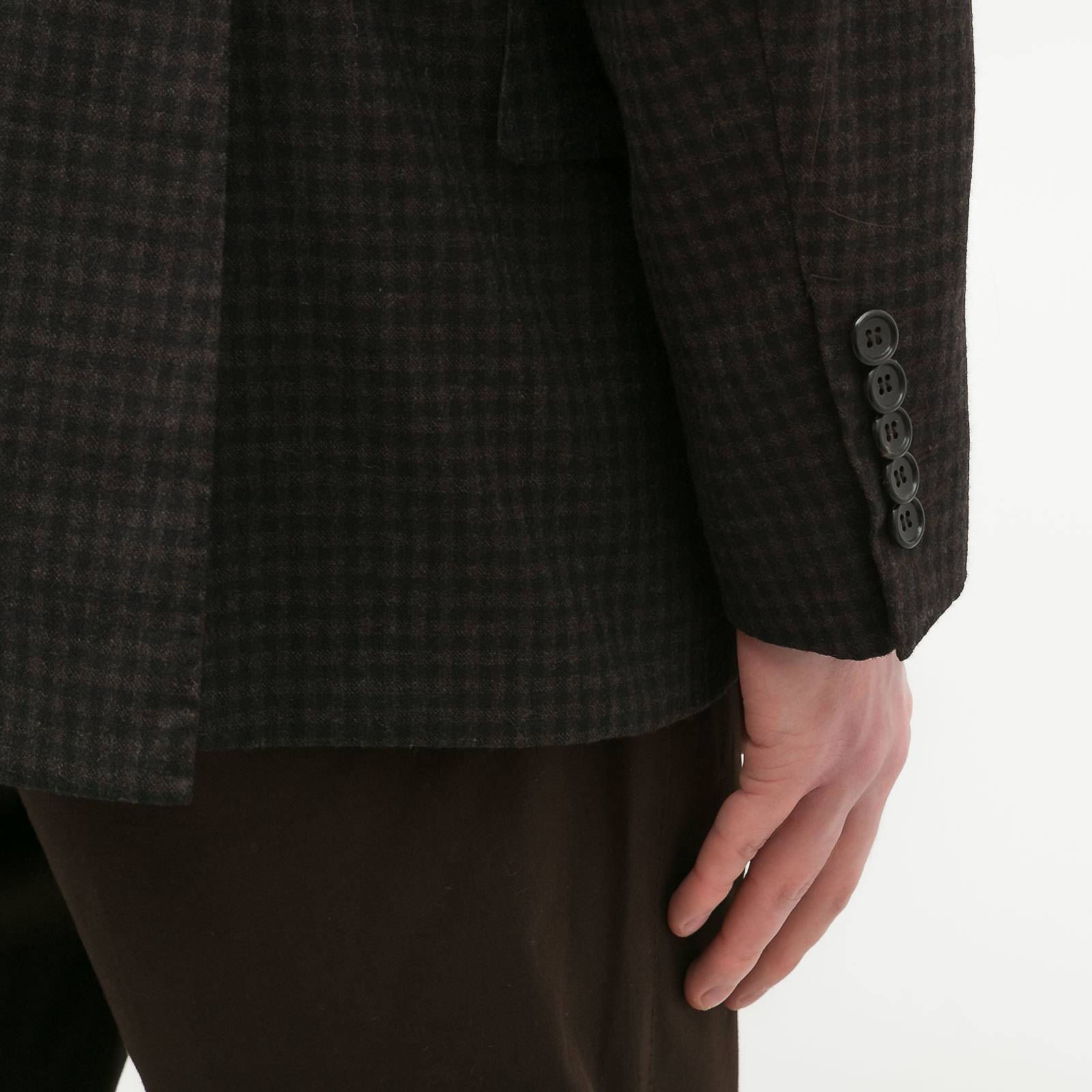 Пиджак черного цвета Tom Ford - фото из каталога магазина брендовой одежды Second Friend Store Пиджак Tom Ford - купить оригинал в секонд-хенде SFS - 5