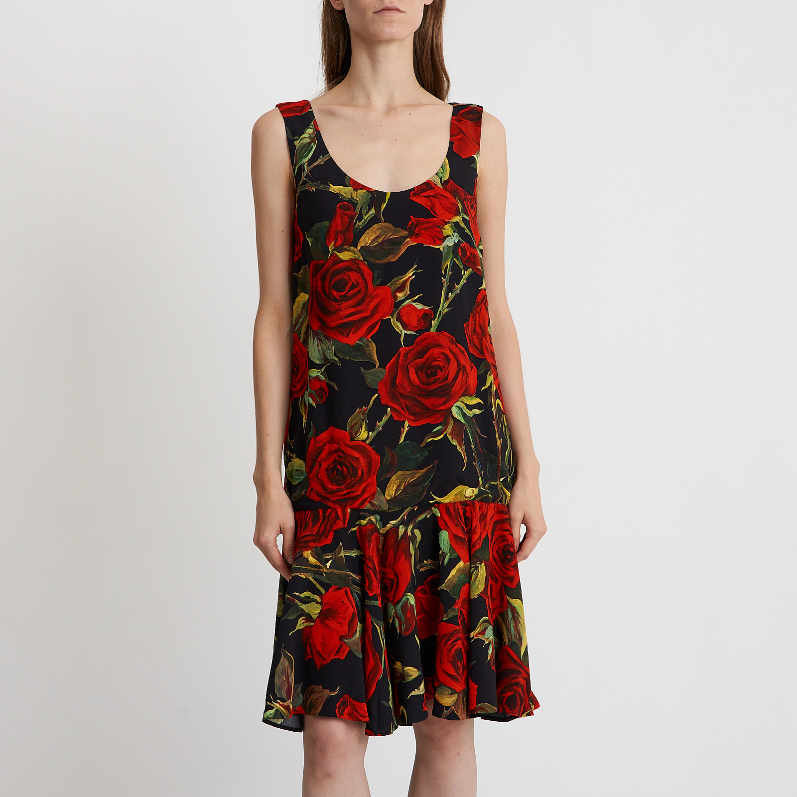 Платье черного цвета Dolce&Gabbana - фото из каталога магазина брендовой одежды Second Friend Store Платье Dolce&Gabbana - купить оригинал в секонд-хенде SFS - 1