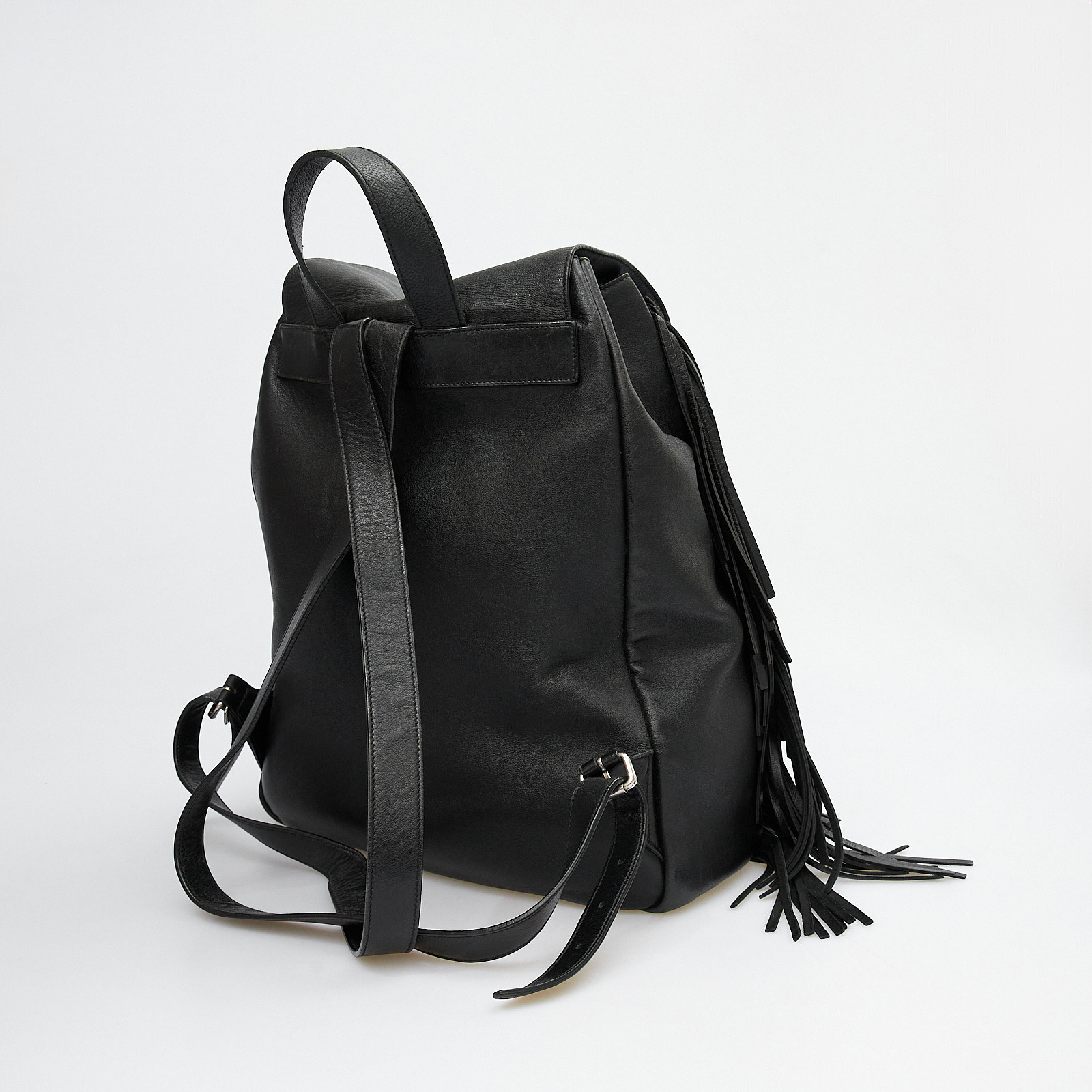 Рюкзак черного цвета Saint Laurent - фото из каталога магазина брендовой одежды Second Friend Store Рюкзак Saint Laurent - купить оригинал в секонд-хенде SFS - 3