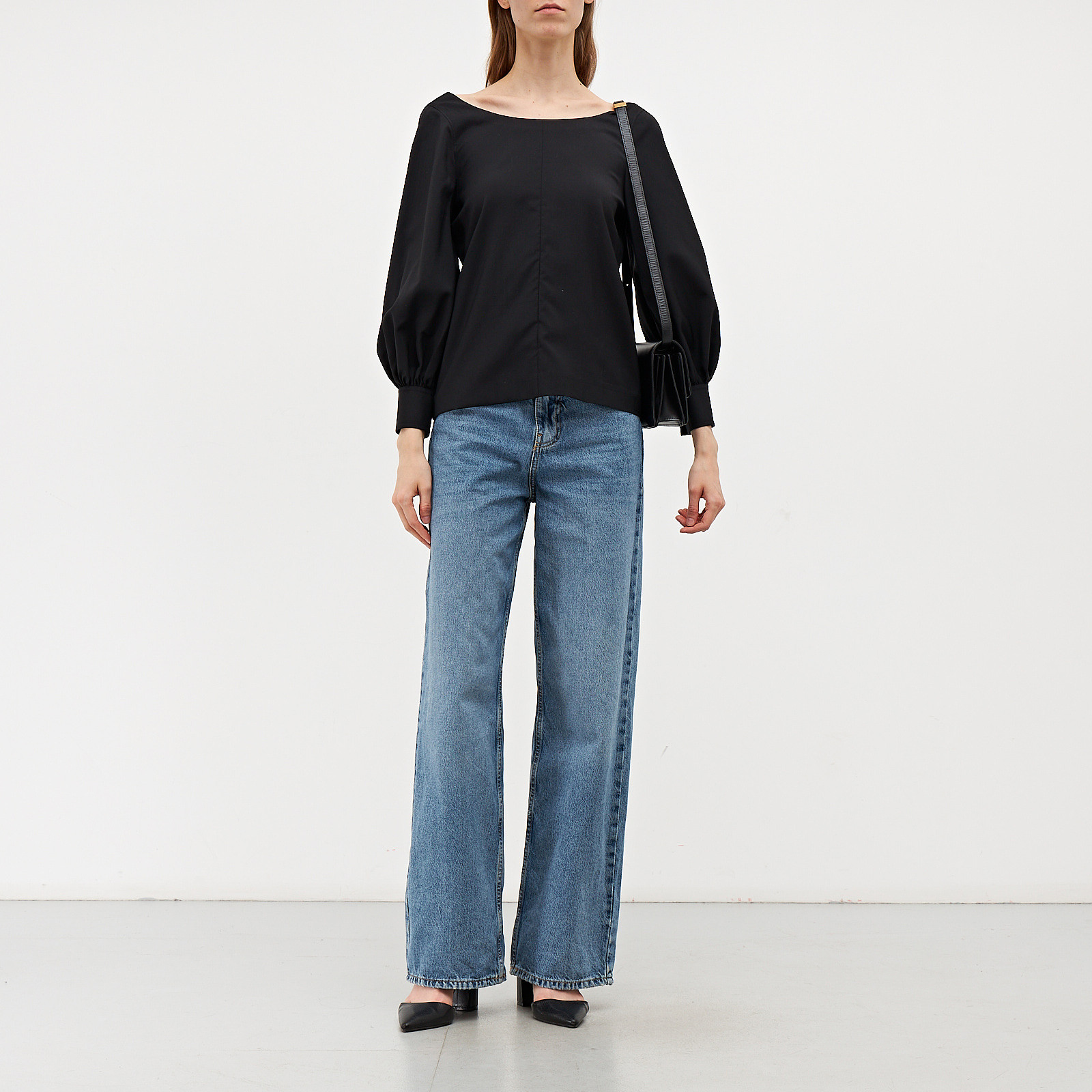 Блуза черного цвета Celine - фото из каталога магазина брендовой одежды Second Friend Store Блуза Celine - купить оригинал в секонд-хенде SFS - 2