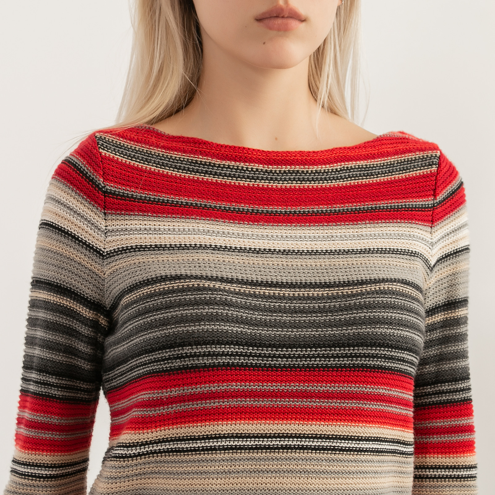 Джемпер  красного цвета Lauren Ralph Lauren - фото из каталога магазина брендовой одежды Second Friend Store Джемпер Lauren Ralph Lauren - купить оригинал в секонд-хенде SFS - 4