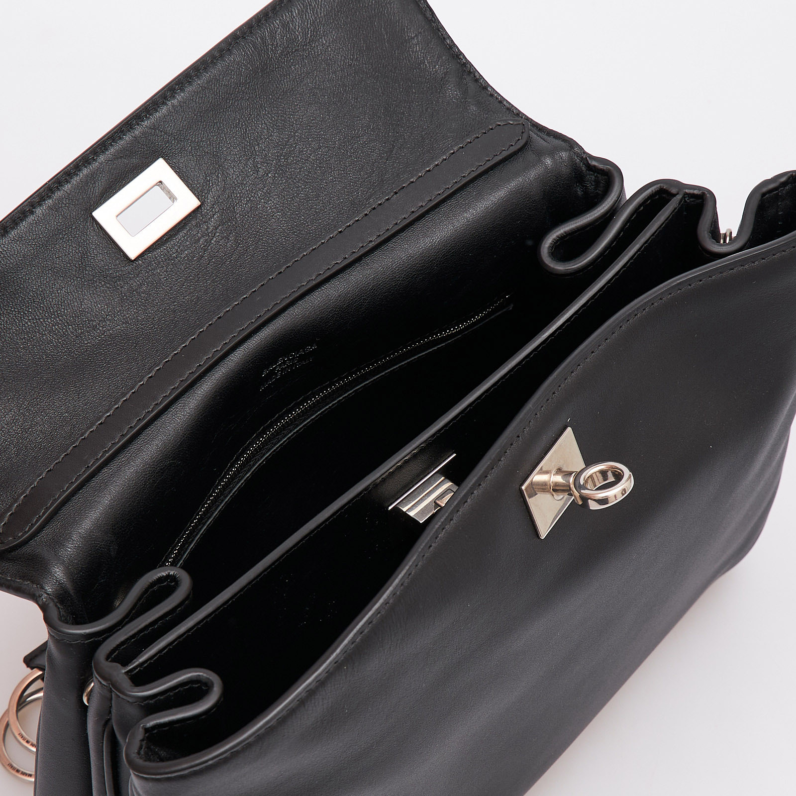 Сумка Balenciaga - купить оригинал в секонд-хенде SFS - 9