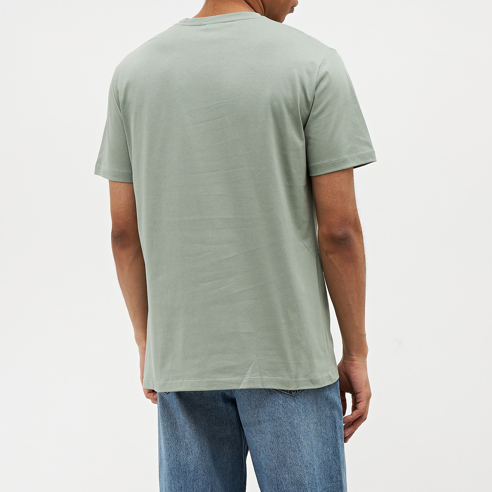 Футболка зеленого цвета Balmain - фото из каталога магазина брендовой одежды Second Friend Store Футболка Balmain - купить оригинал в секонд-хенде SFS - 3