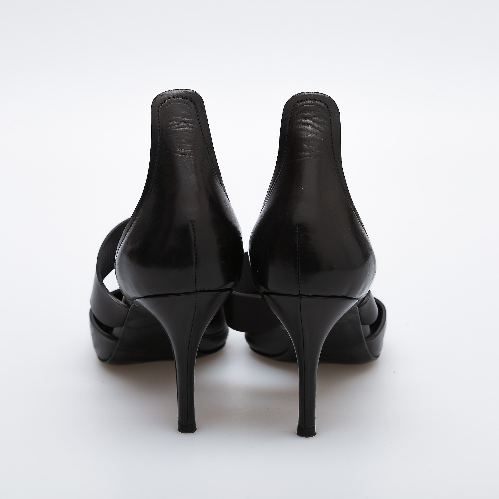 Туфли черного цвета Premiata - фото из каталога магазина брендовой одежды Second Friend Store Туфли Premiata - купить оригинал в секонд-хенде SFS - 3