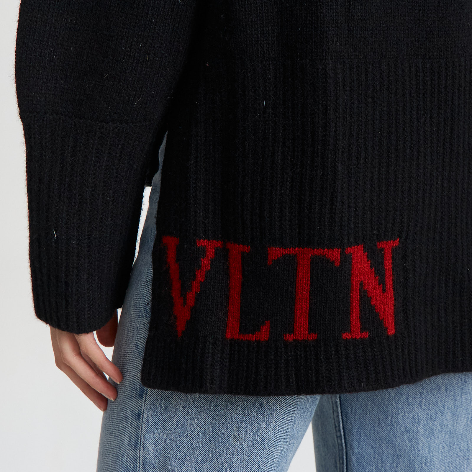 Свитер Valentino - купить оригинал в секонд-хенде SFS - 5