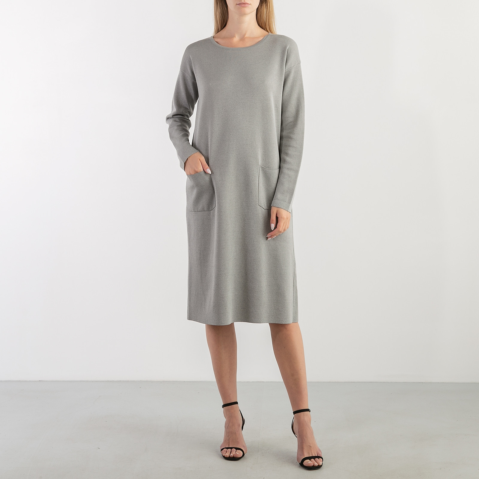 Платье  серого цвета 'S Max Mara - фото из каталога магазина брендовой одежды Second Friend Store Платье 'S Max Mara - купить оригинал в секонд-хенде SFS - 1