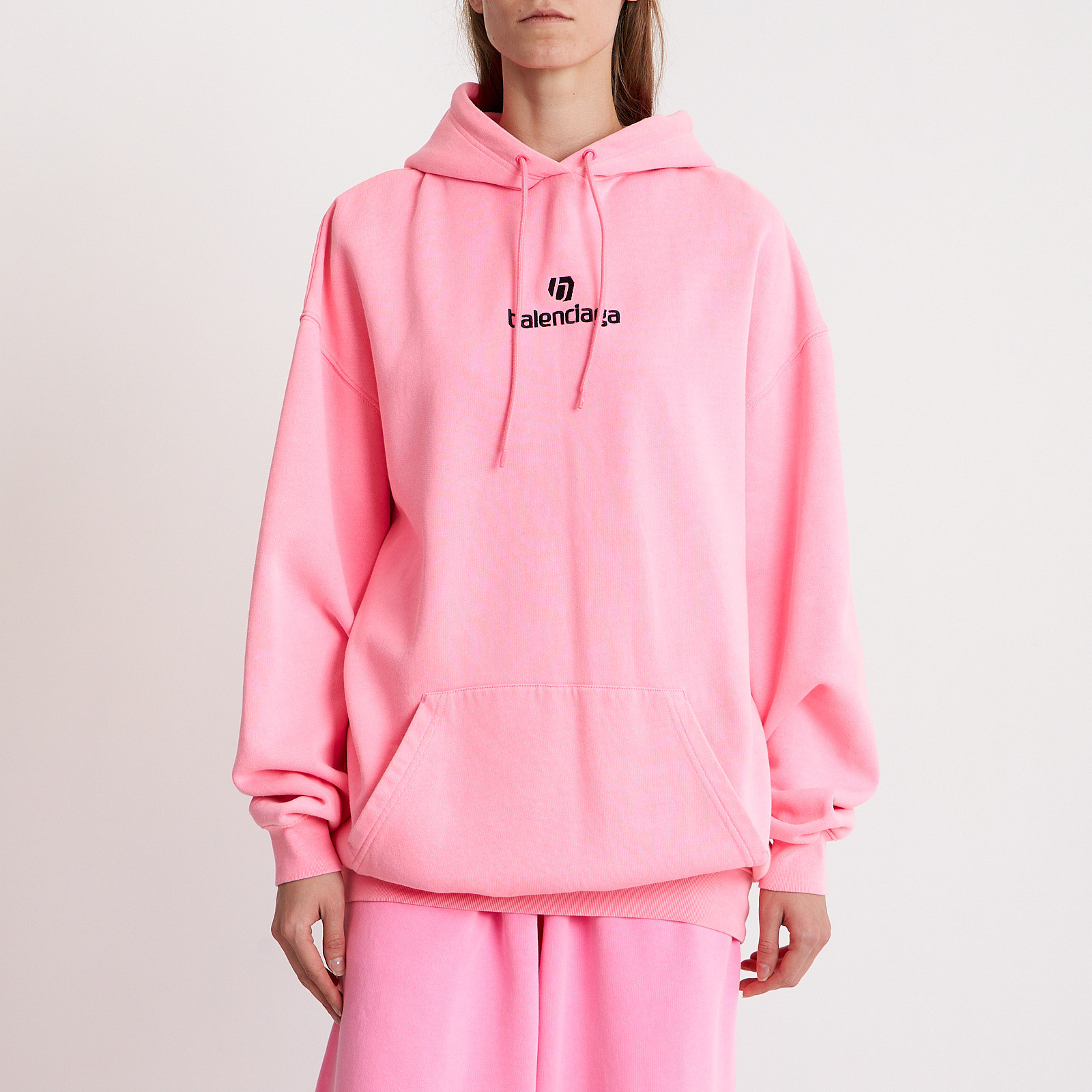 Костюм розового цвета Balenciaga - фото из каталога магазина брендовой одежды Second Friend Store Костюм Balenciaga - купить оригинал в секонд-хенде SFS - 3