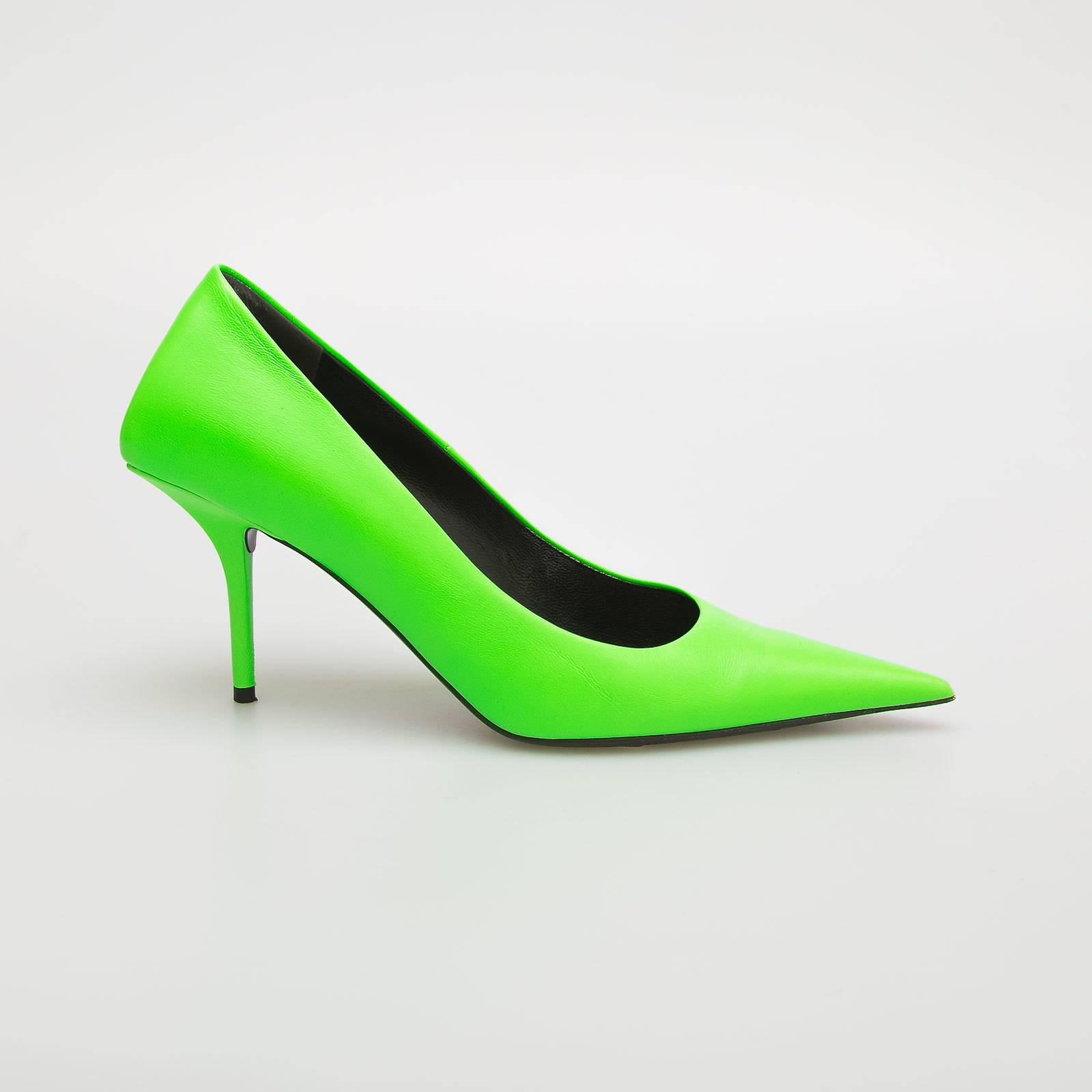 Зеленые туфли под рептилию на высоком каблуке 9 см