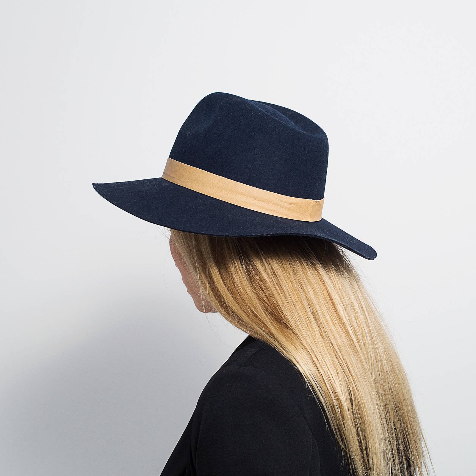 Шляпа Janessa Leone - купить оригинал в секонд-хенде SFS