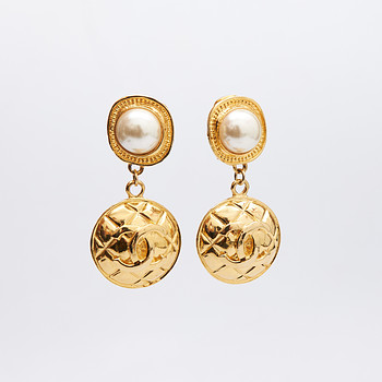 Клипсы Chanel