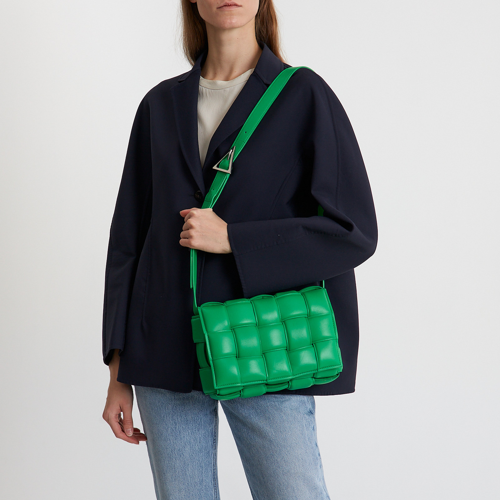 Сумка зеленого цвета Bottega Veneta - фото из каталога магазина брендовой одежды Second Friend Store Сумка Bottega Veneta - купить оригинал в секонд-хенде SFS - 2