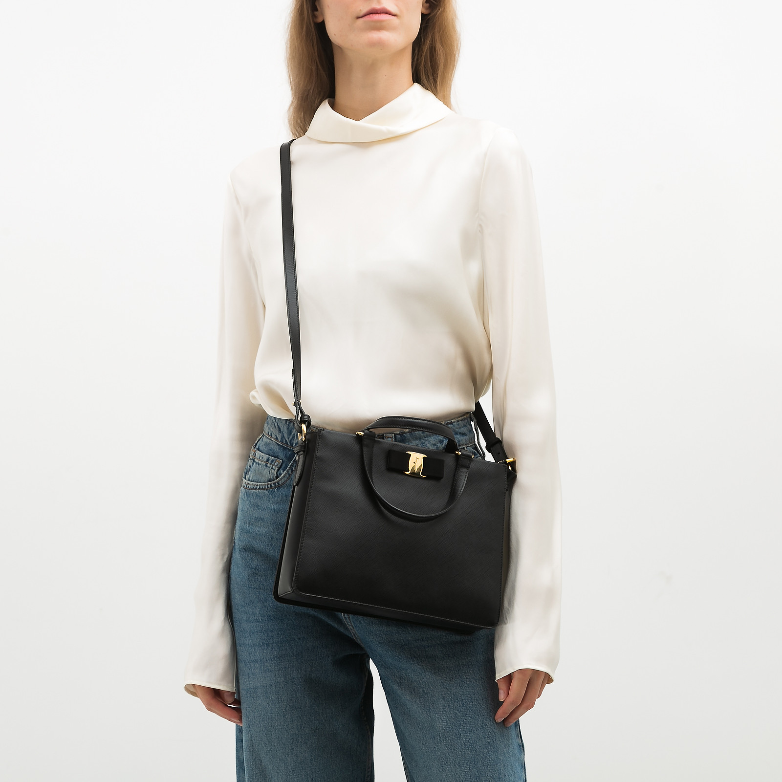 Сумка Salvatore Ferragamo - купить оригинал в секонд-хенде SFS - 2