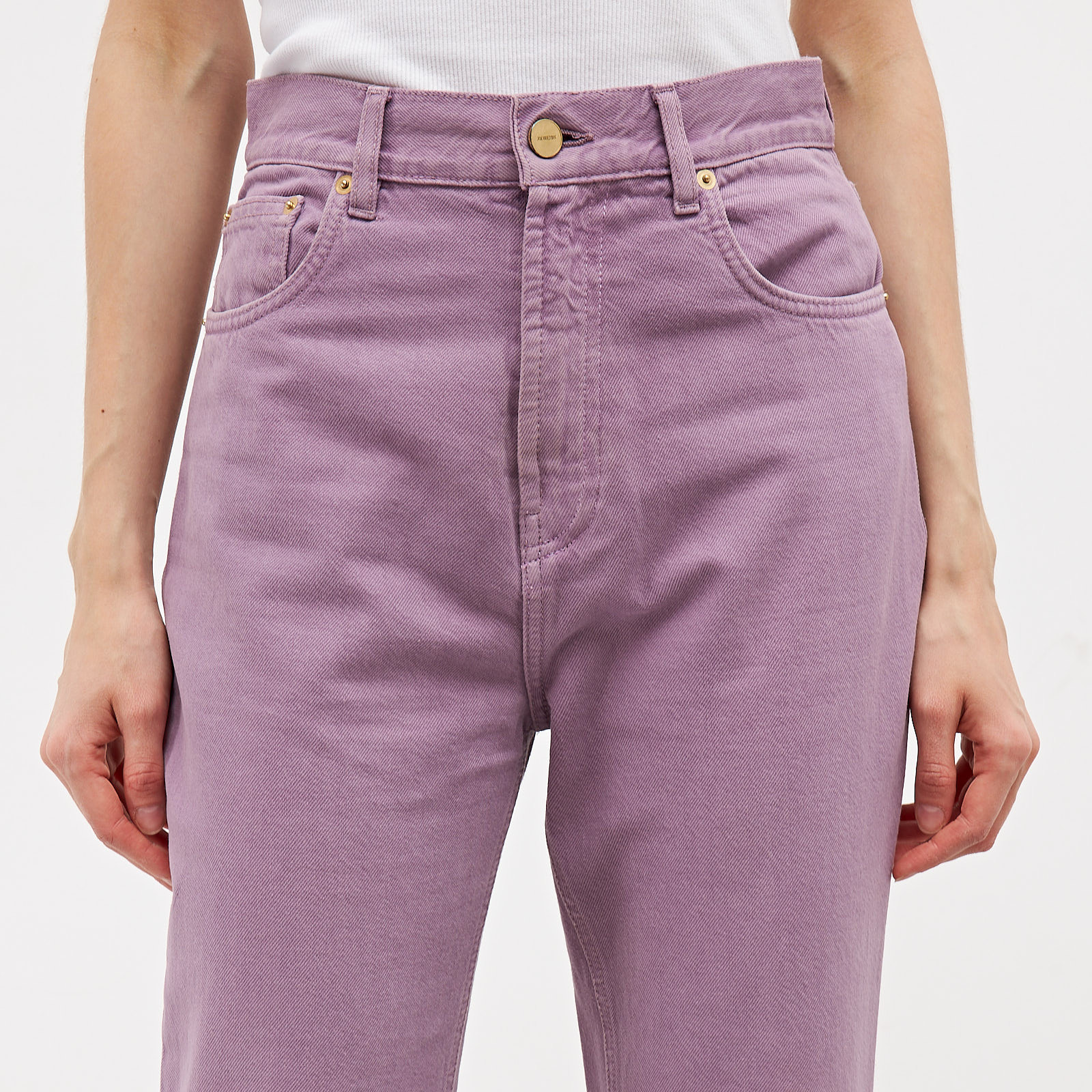 Джинсы фиолетового цвета Jacquemus - фото из каталога магазина брендовой одежды Second Friend Store Джинсы Jacquemus - купить оригинал в секонд-хенде SFS - 4