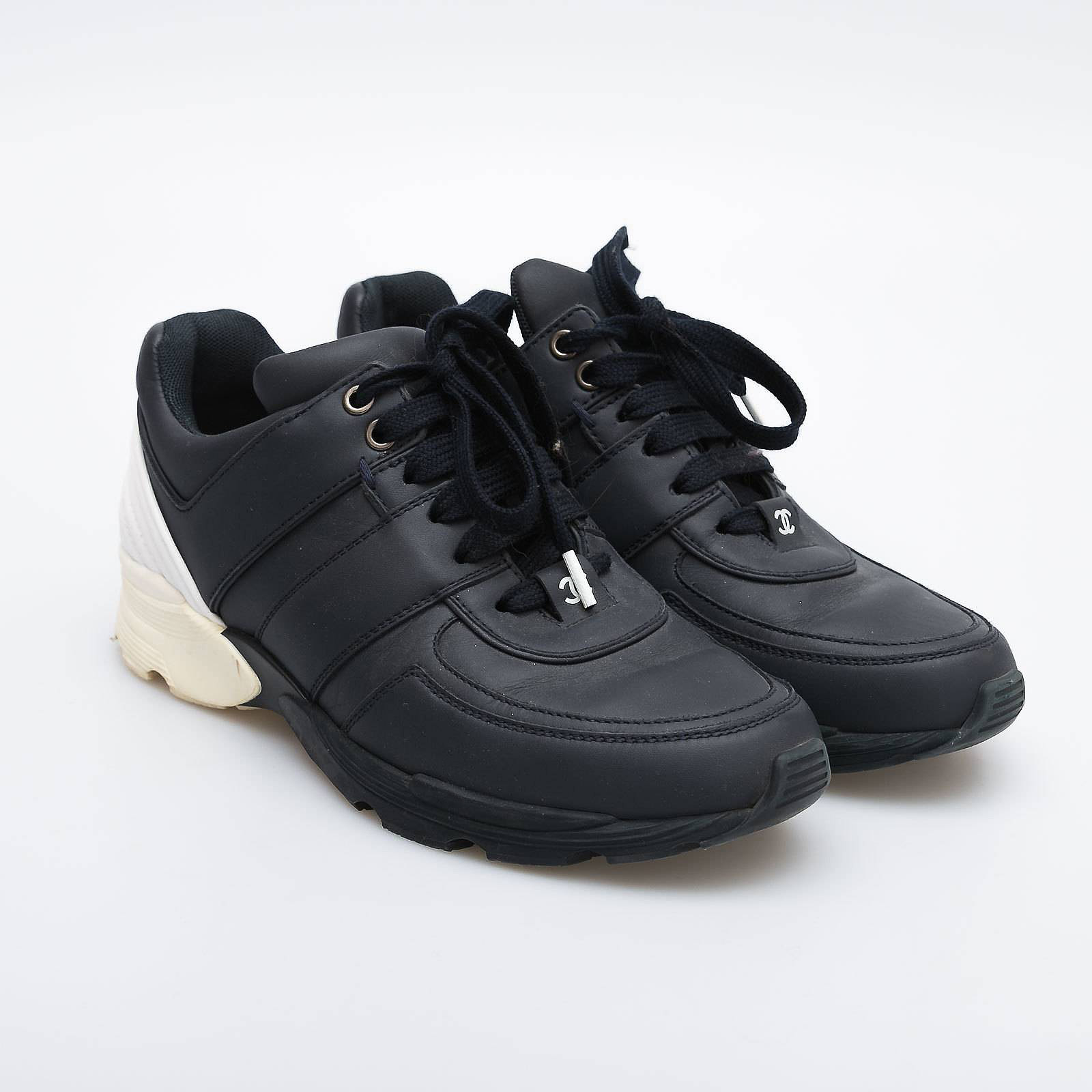 Кроссовки Chanel - купить оригинал в секонд-хенде SFS - 2