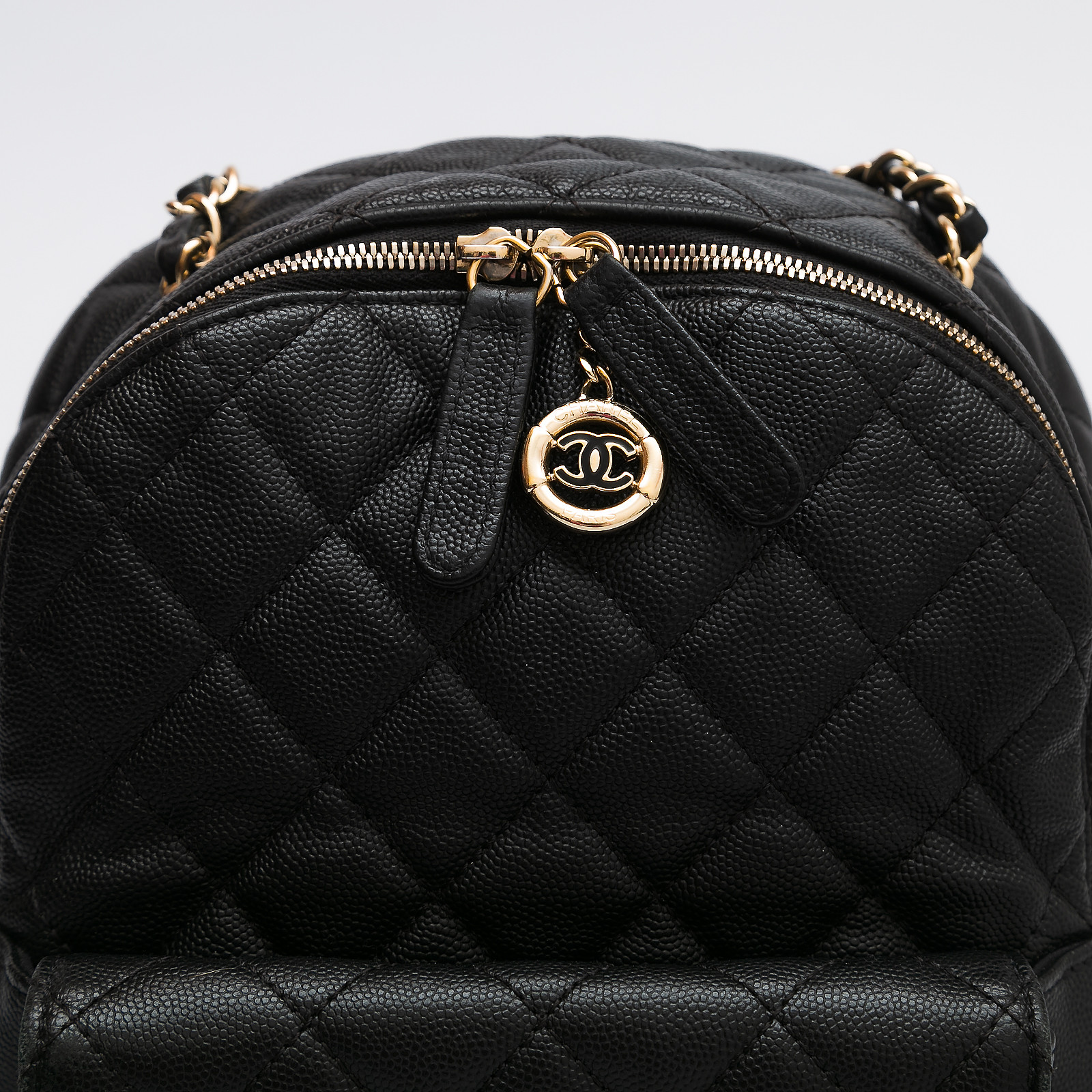 Рюкзак Chanel - купить оригинал в секонд-хенде SFS - 6