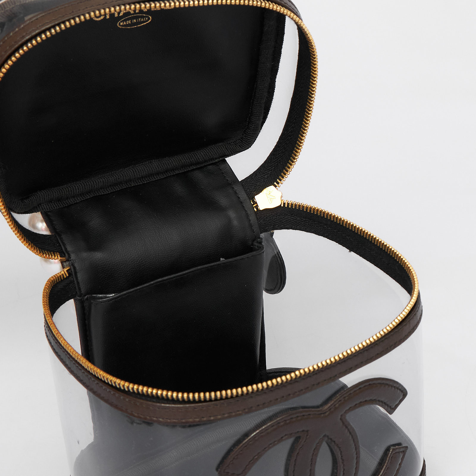 Сумка  коричневого цвета Chanel - фото из каталога магазина брендовой одежды Second Friend Store Сумка Chanel - купить оригинал в секонд-хенде SFS - 8