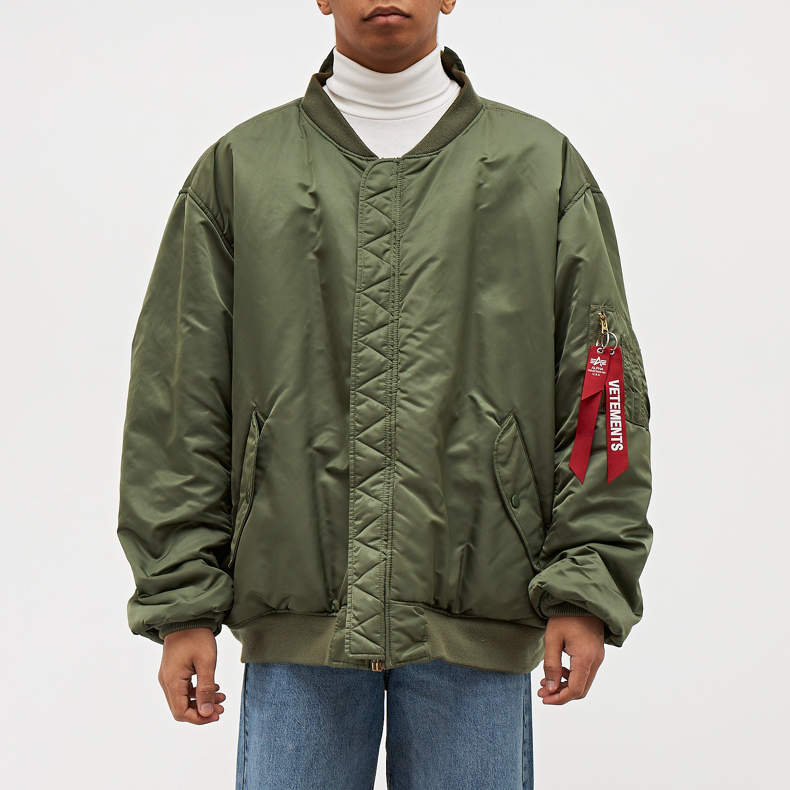 Бомбер Alpha Industries x Vetements - купить оригинал в секонд-хенде SFS - 1