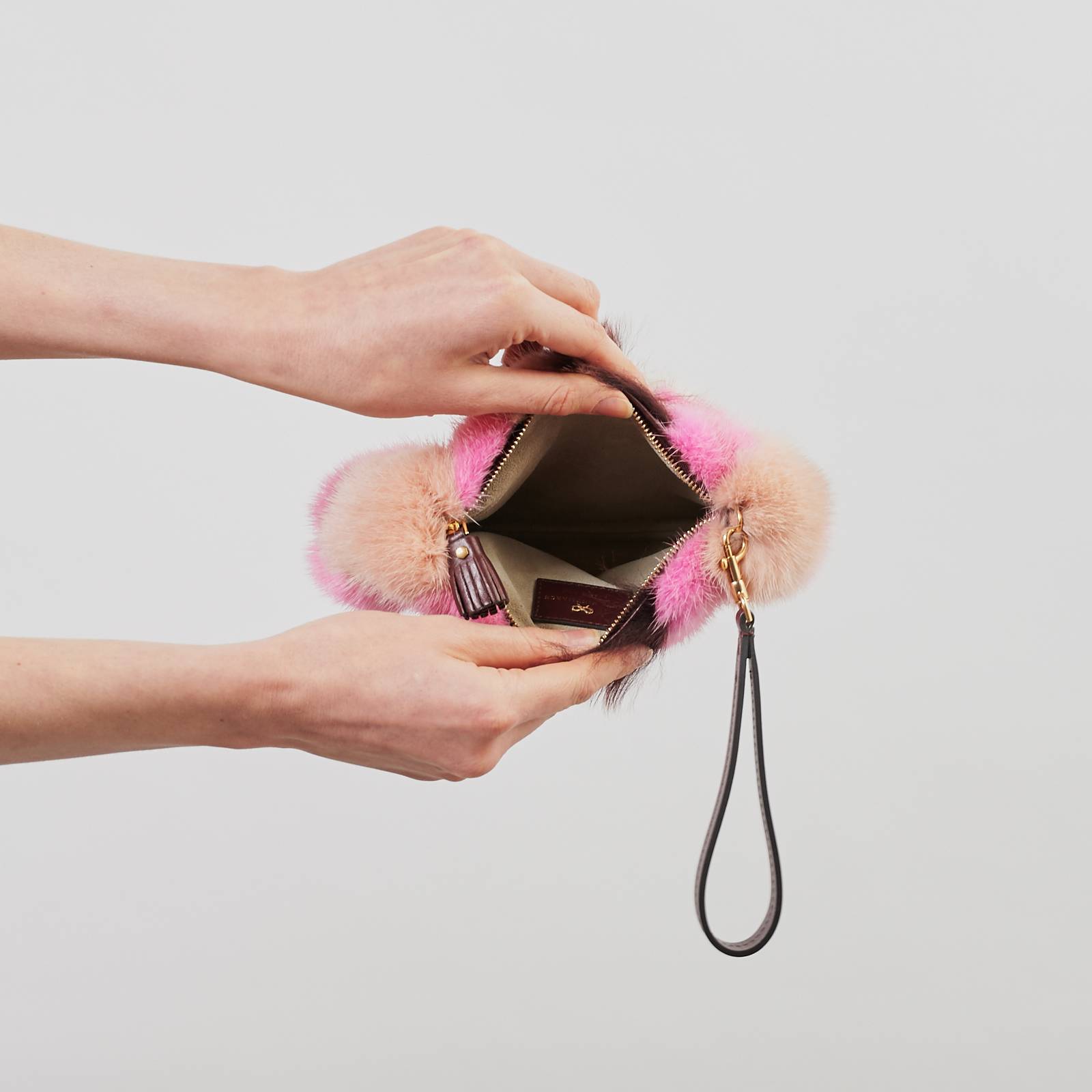 Клатч Anya Hindmarch - купить оригинал в секонд-хенде SFS - 4
