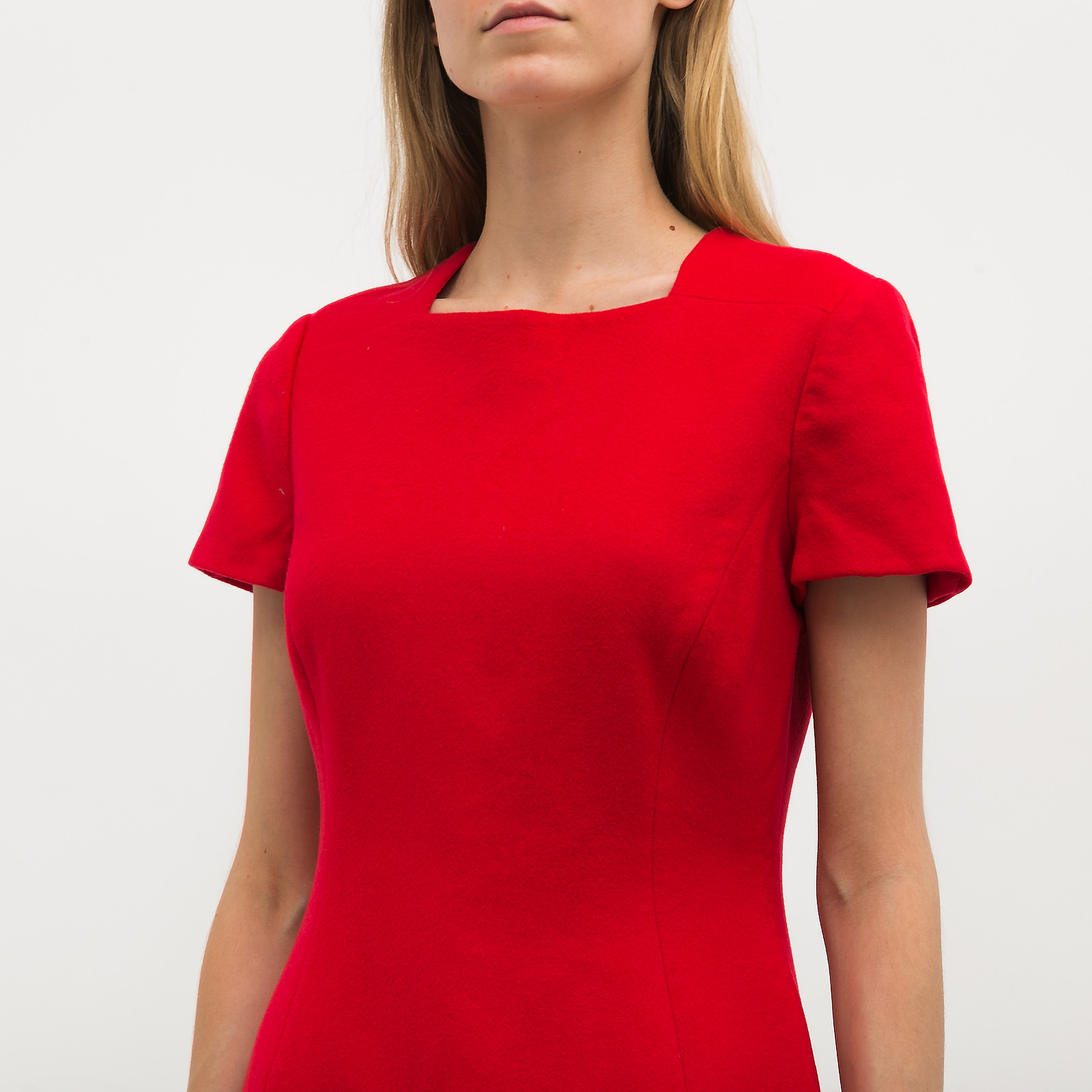 Платье красного цвета Christian Dior - фото из каталога магазина брендовой одежды Second Friend Store Платье Christian Dior - купить оригинал в секонд-хенде SFS - 4