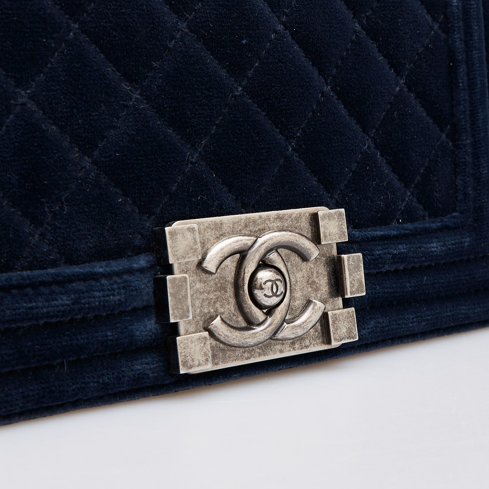 Сумка Chanel - купить оригинал в секонд-хенде SFS - 5