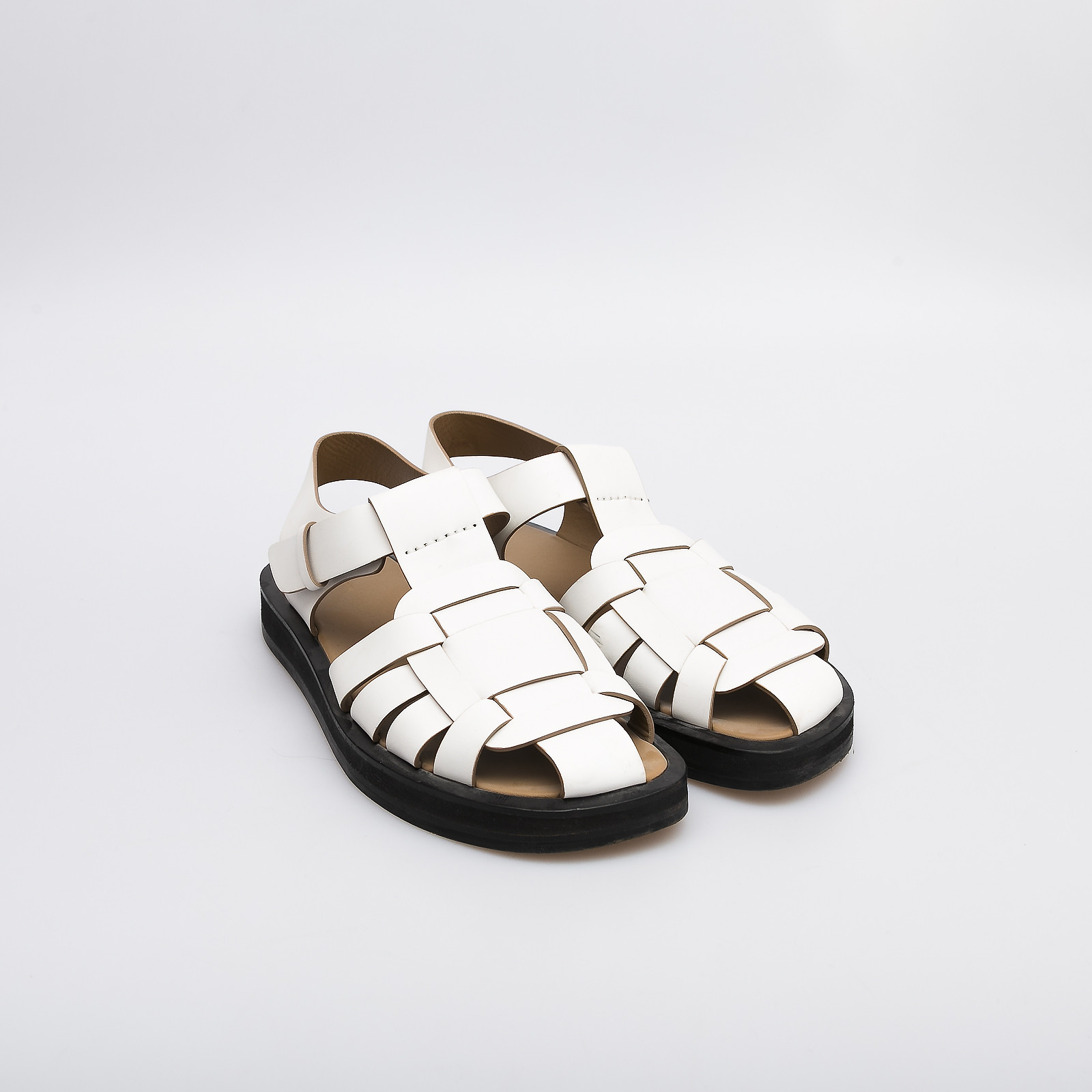 Сандалии белого цвета The Row - фото из каталога магазина брендовой одежды Second Friend Store Сандалии The Row - купить оригинал в секонд-хенде SFS - 2