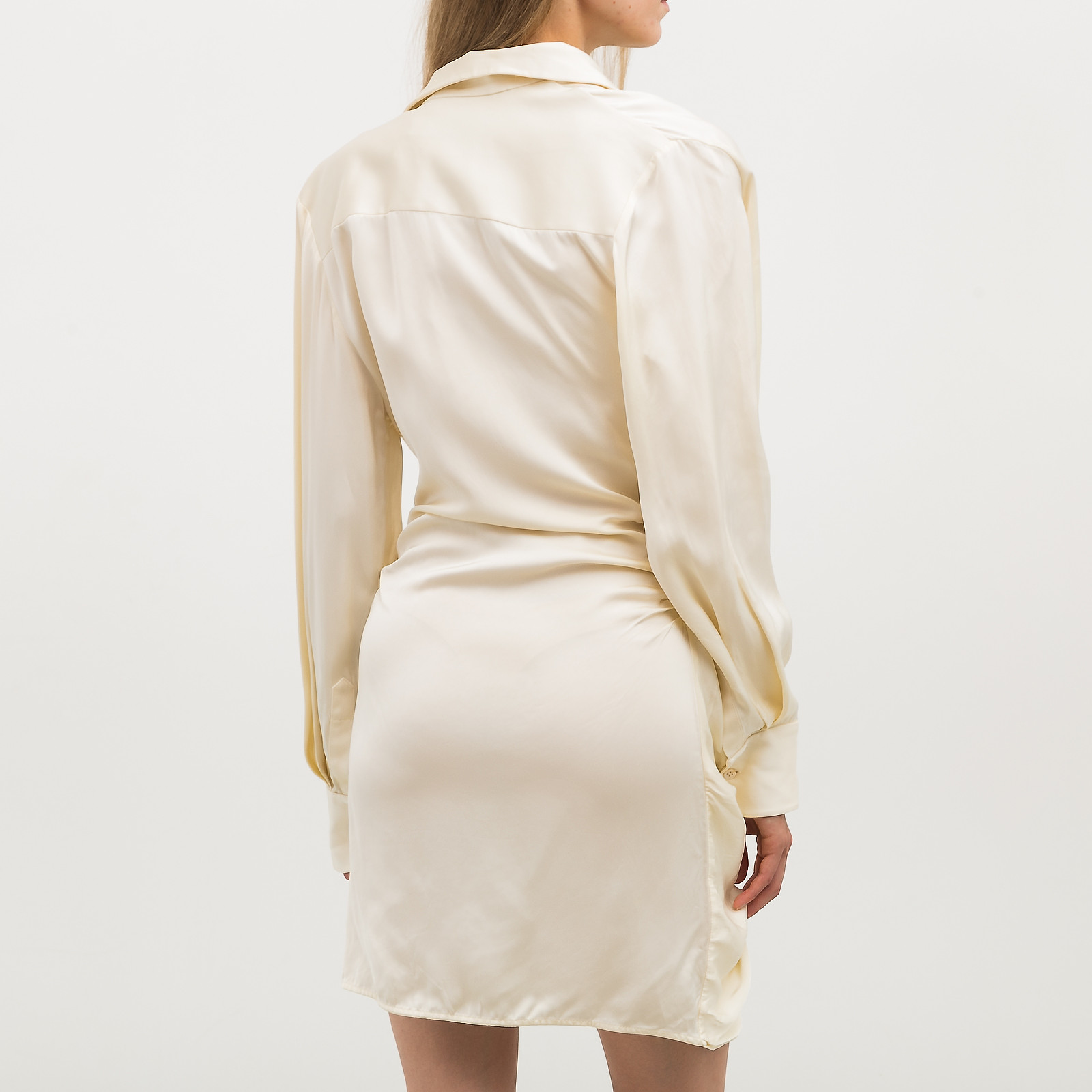 Платье белого цвета Jacquemus - фото из каталога магазина брендовой одежды Second Friend Store Платье Jacquemus - купить оригинал в секонд-хенде SFS - 2