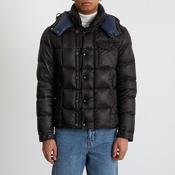 Пуховик Moncler