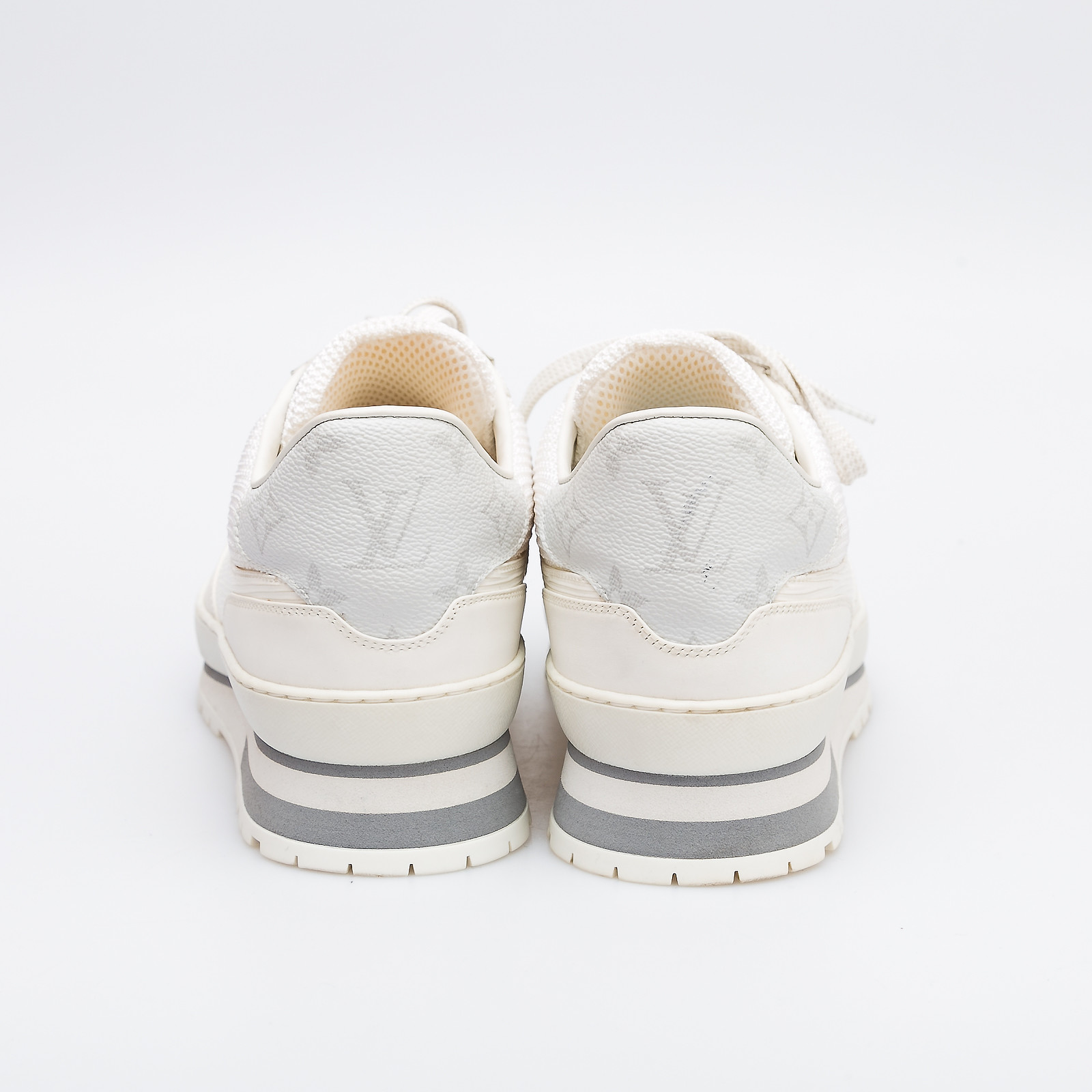 Кроссовки Louis Vuitton - купить оригинал в секонд-хенде SFS