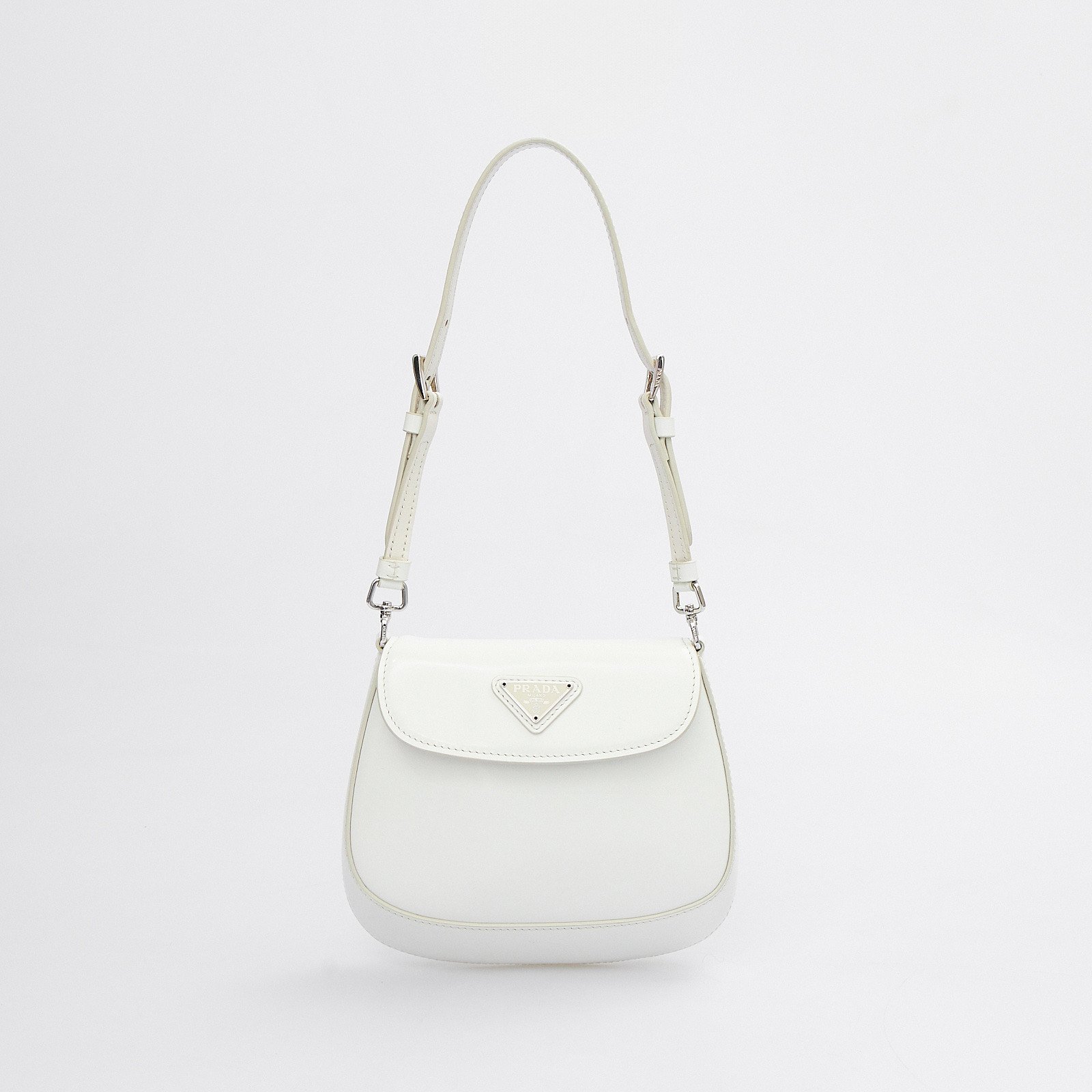 Сумка белого цвета Prada - фото из каталога магазина брендовой одежды Second Friend Store Сумка Prada - купить оригинал в секонд-хенде SFS - 1