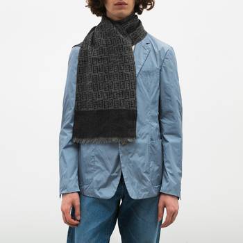 Шарф Fendi