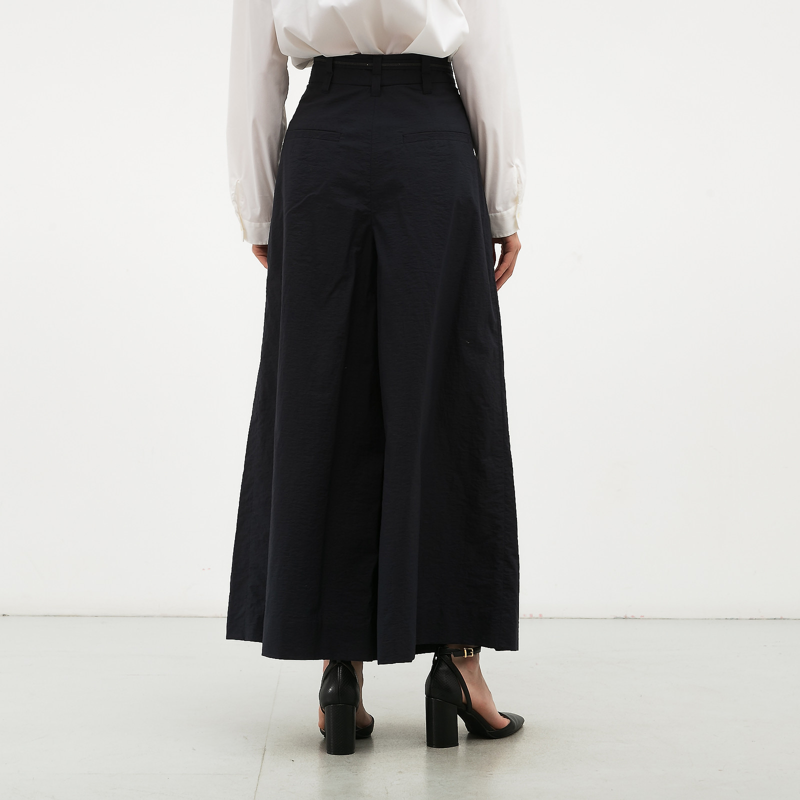 Брюки Brunello Cucinelli - купить оригинал в секонд-хенде SFS - 2