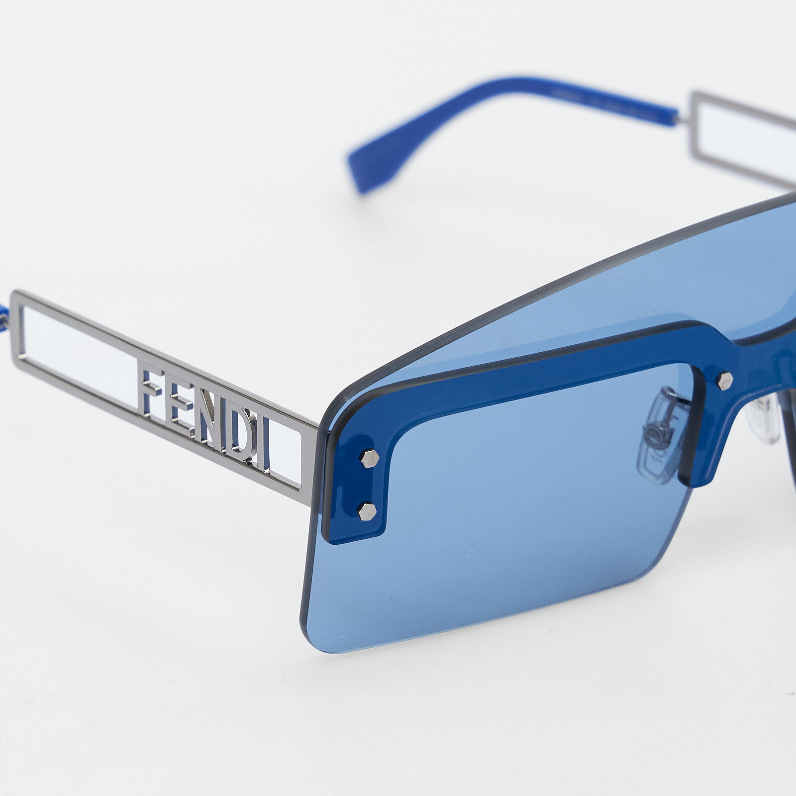 Очки Fendi - купить оригинал в секонд-хенде SFS - 4