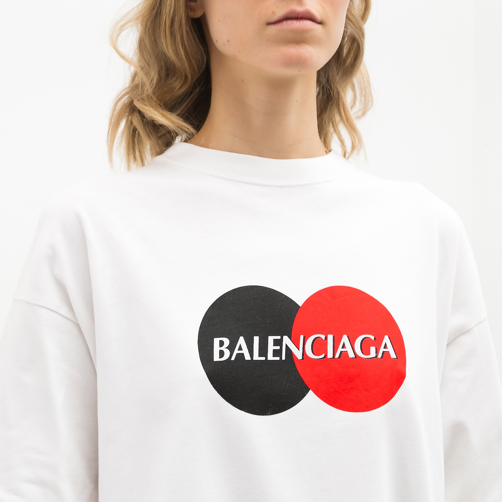 Футболка Balenciaga - купить оригинал в секонд-хенде SFS
