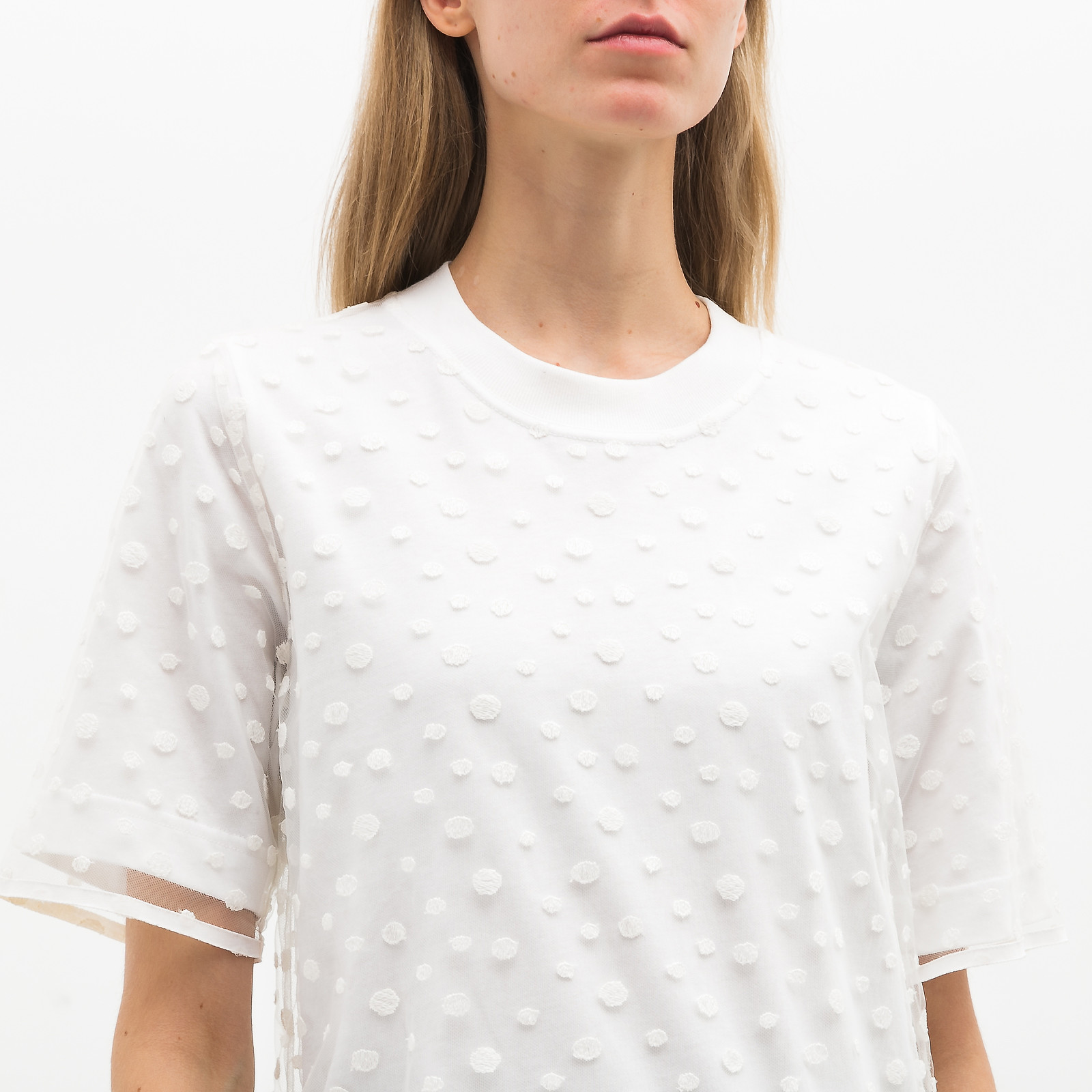 Футболка белого цвета Chloe - фото из каталога магазина брендовой одежды Second Friend Store Футболка Chloe - купить оригинал в секонд-хенде SFS - 4