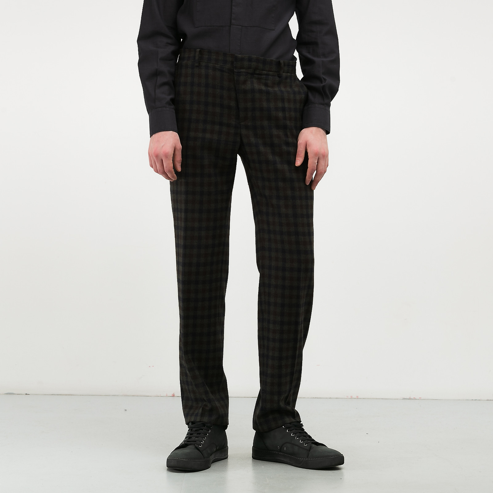 Брюки зеленого цвета Golden Goose - фото из каталога магазина брендовой одежды Second Friend Store Брюки Golden Goose - купить оригинал в секонд-хенде SFS - 1