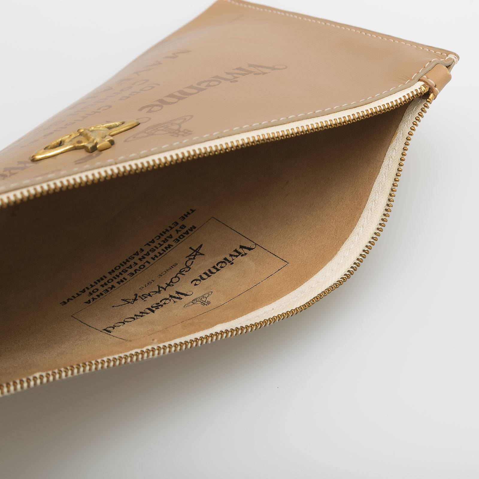 Клатч Vivienne Westwood Anglomania - купить оригинал в секонд-хенде SFS